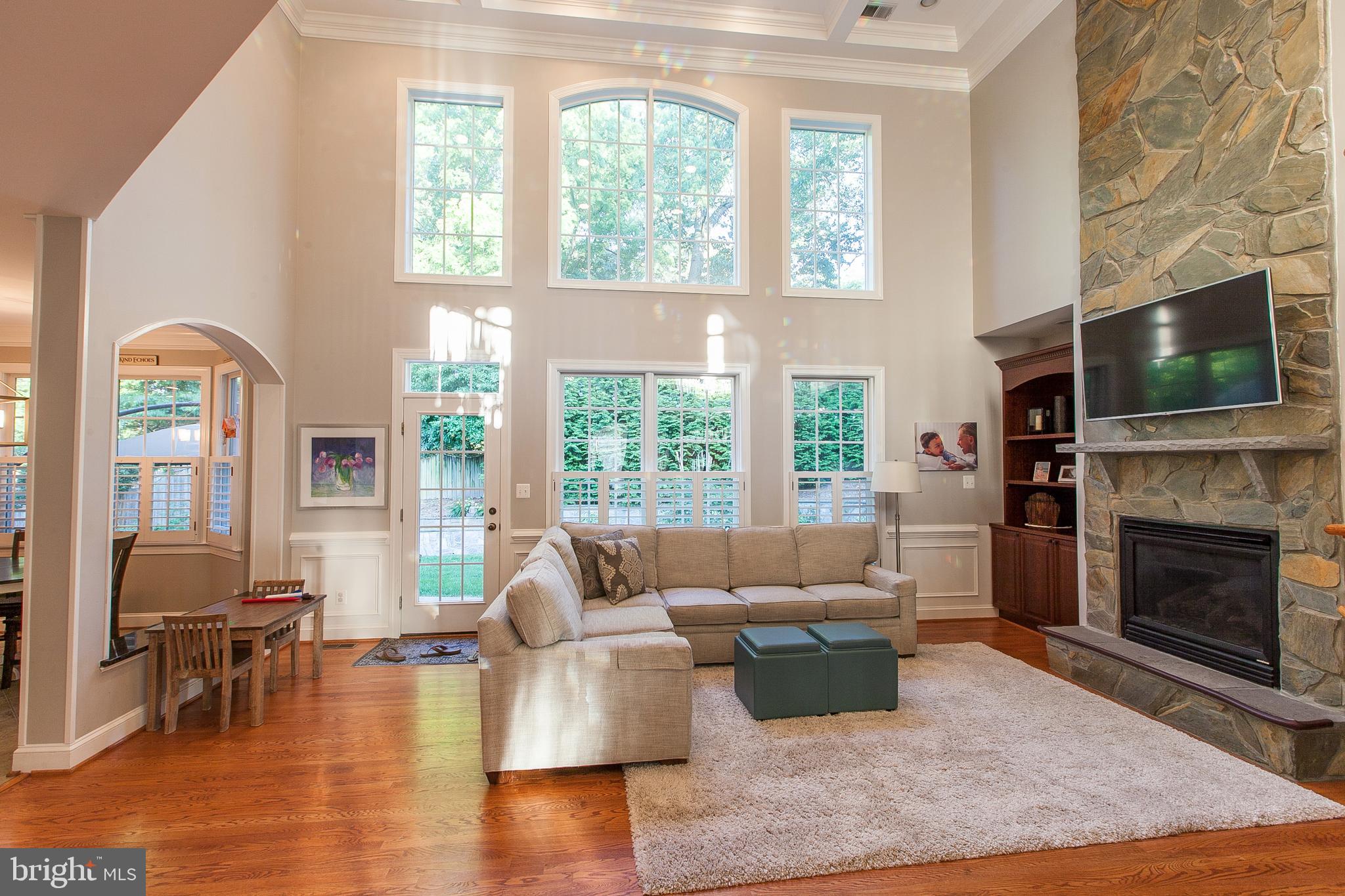 YORKTOWN - Residential