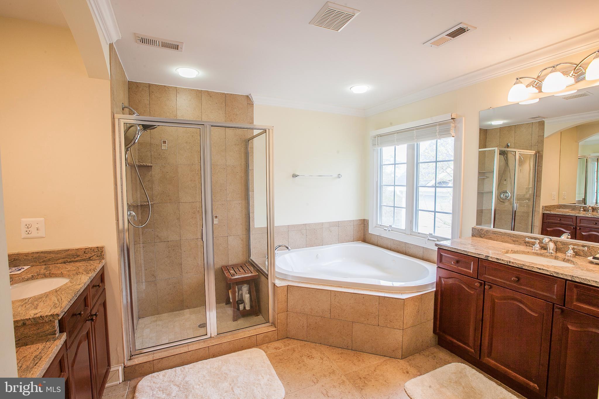 YORKTOWN - Residential