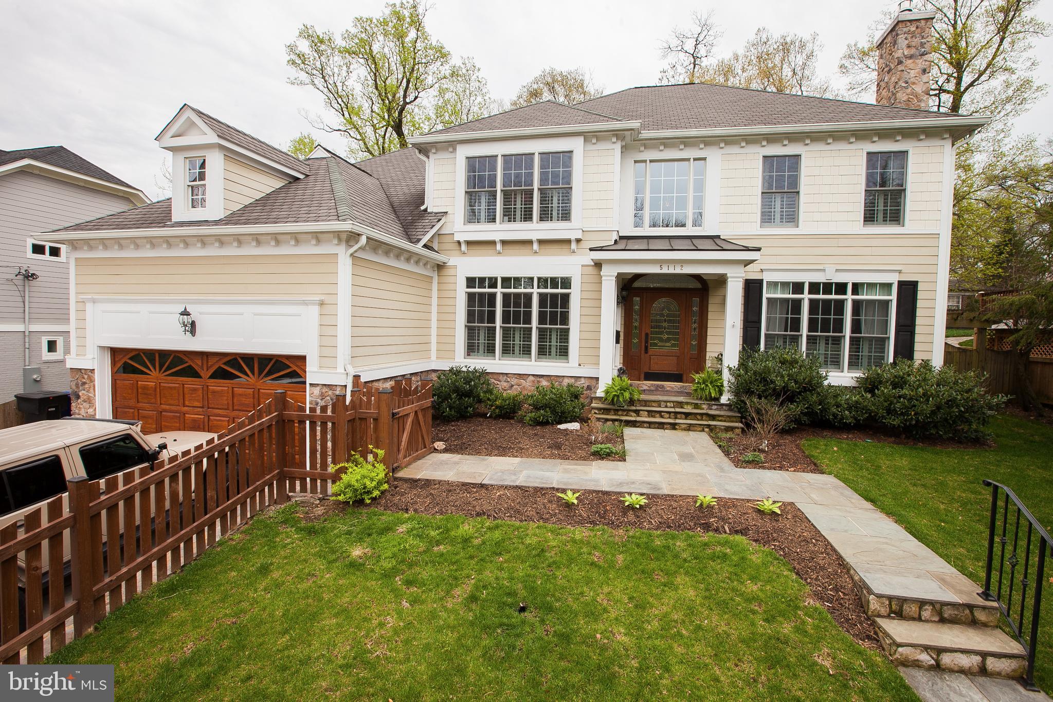 YORKTOWN - Residential