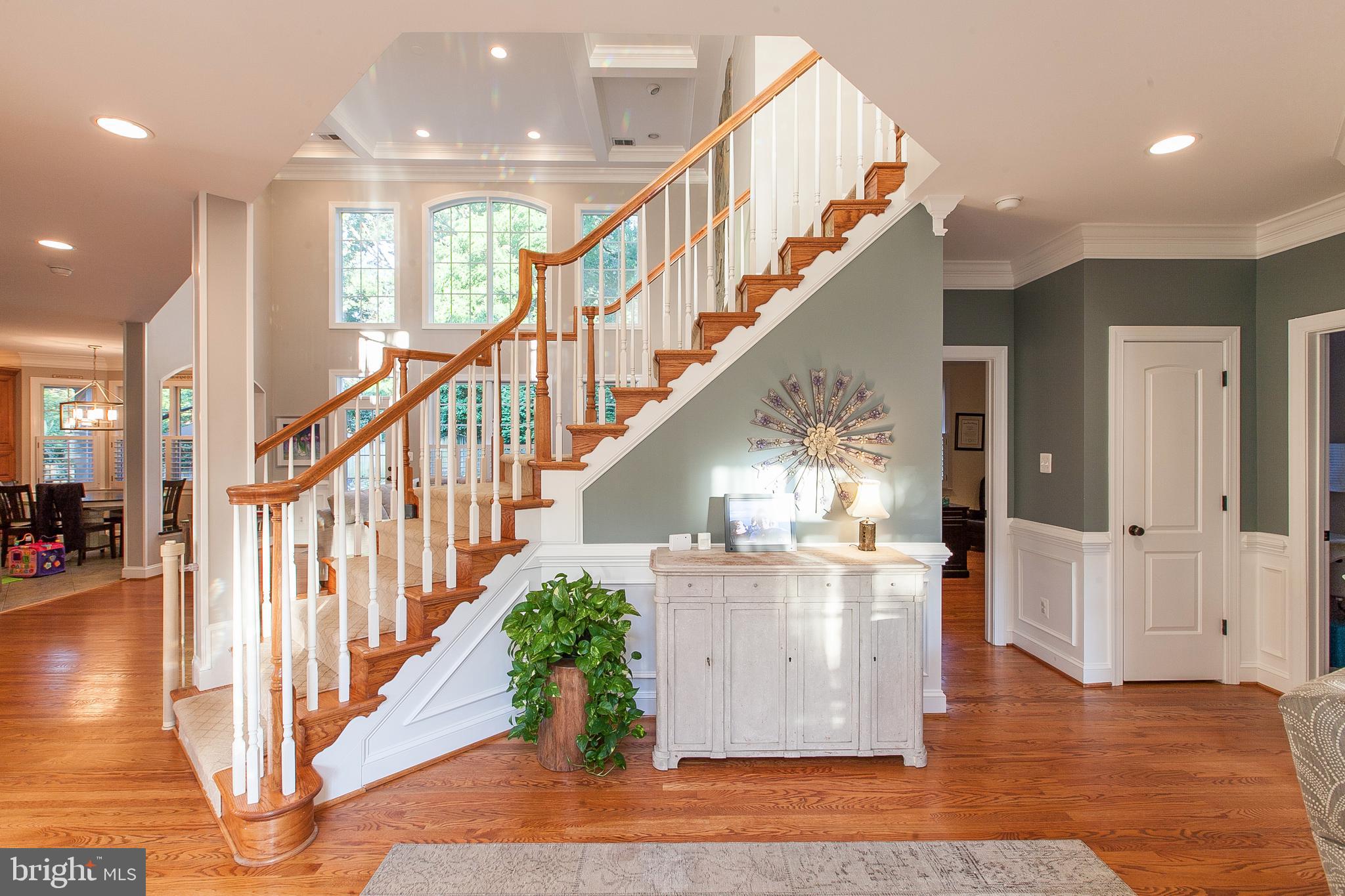 YORKTOWN - Residential