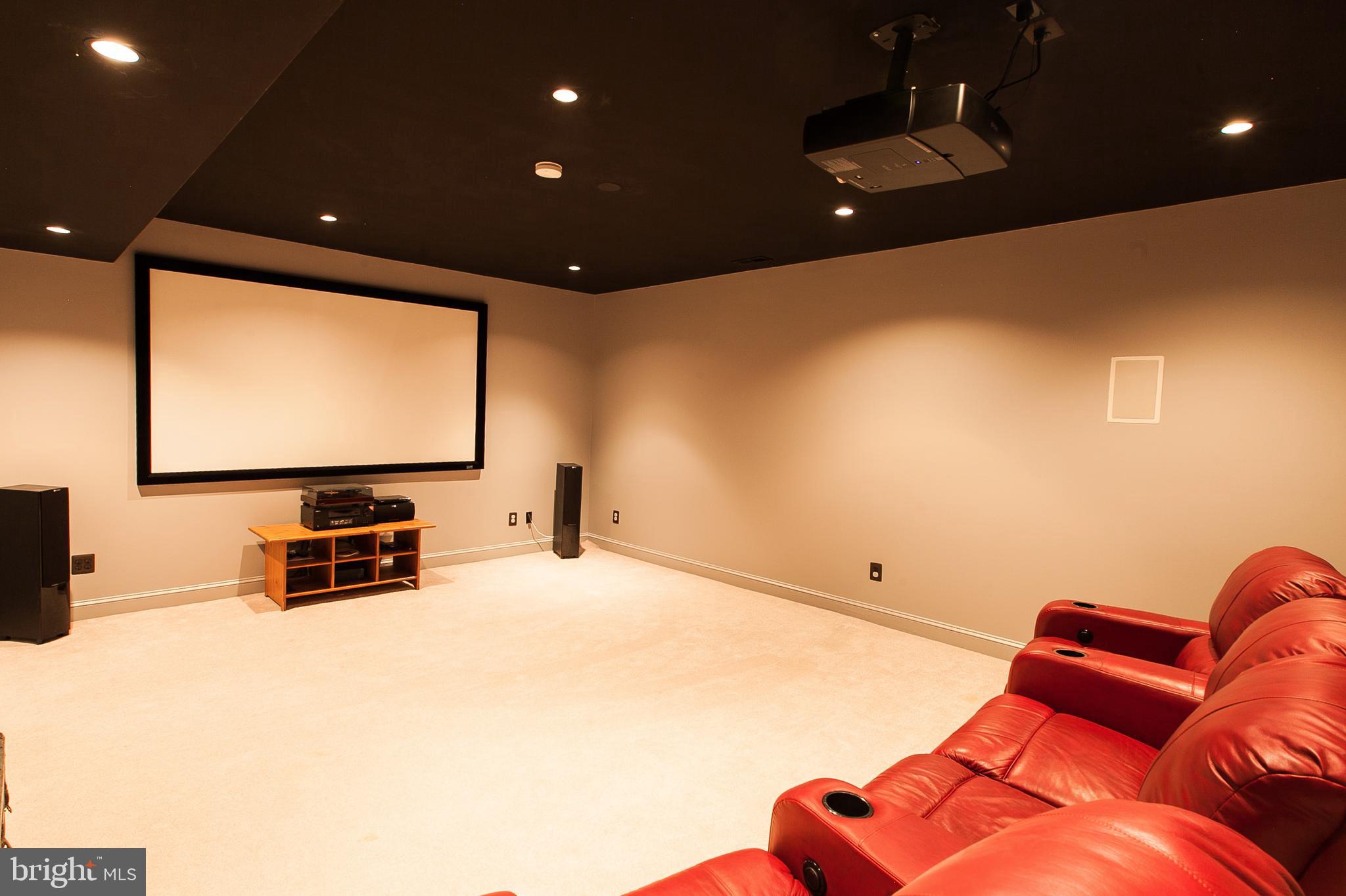 YORKTOWN - Residential