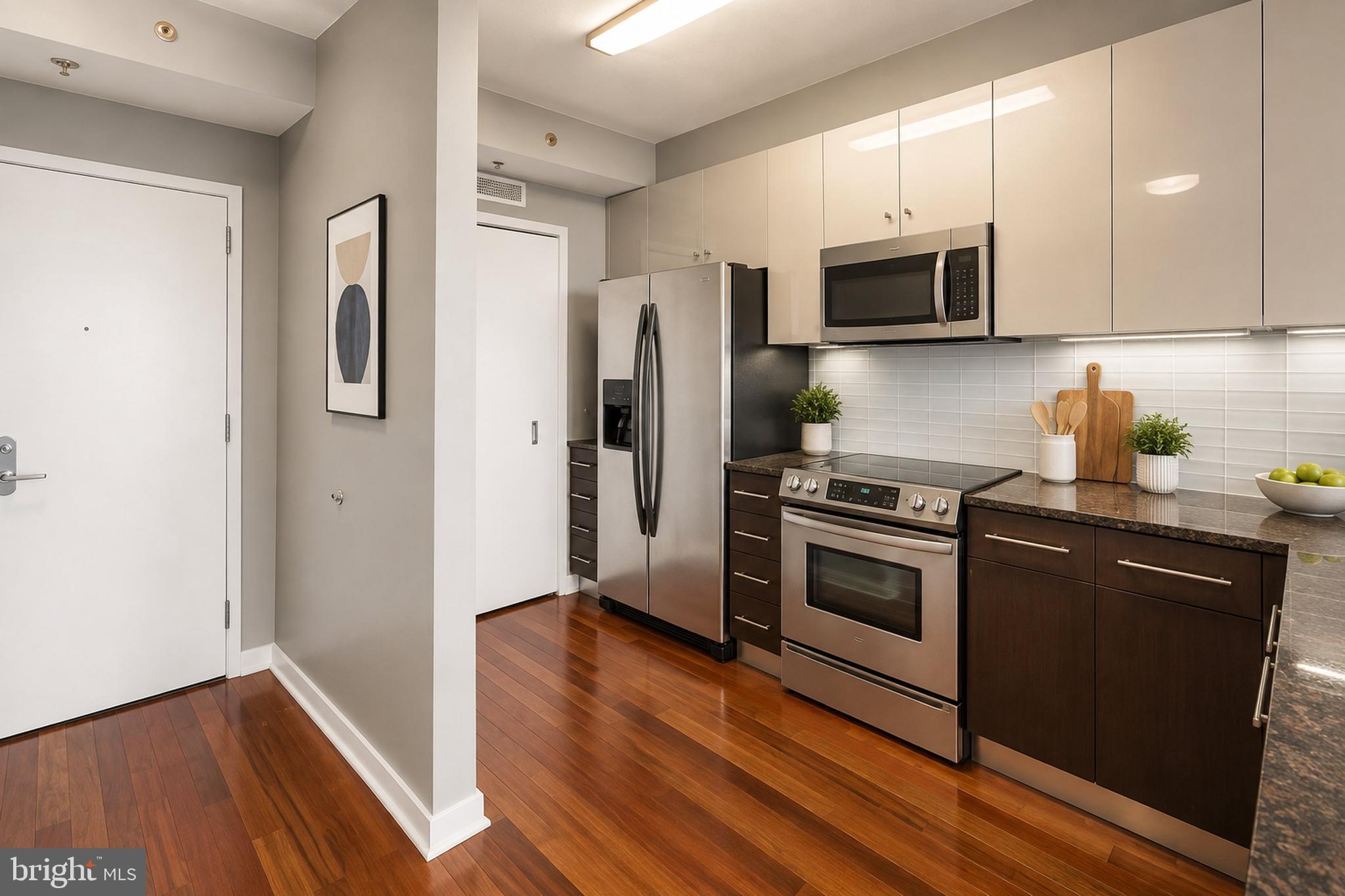 2101 MARKET STREET 3408