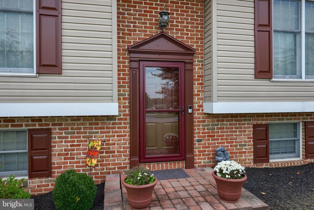 Photo of 636 CLOVERFIELD DR, NARVON, PA 17555 (MLS # PALA2029288)