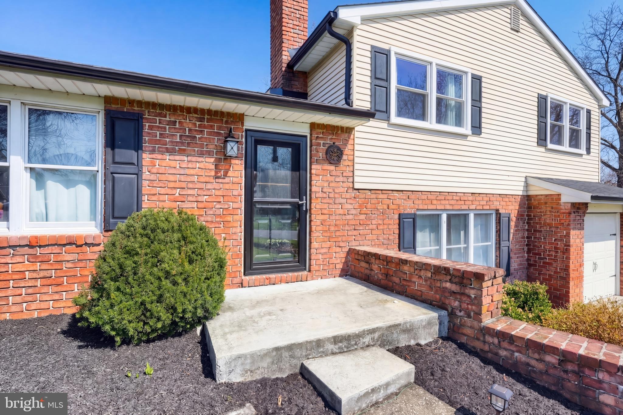 BERKSHIRE HILLS WEST - Residential