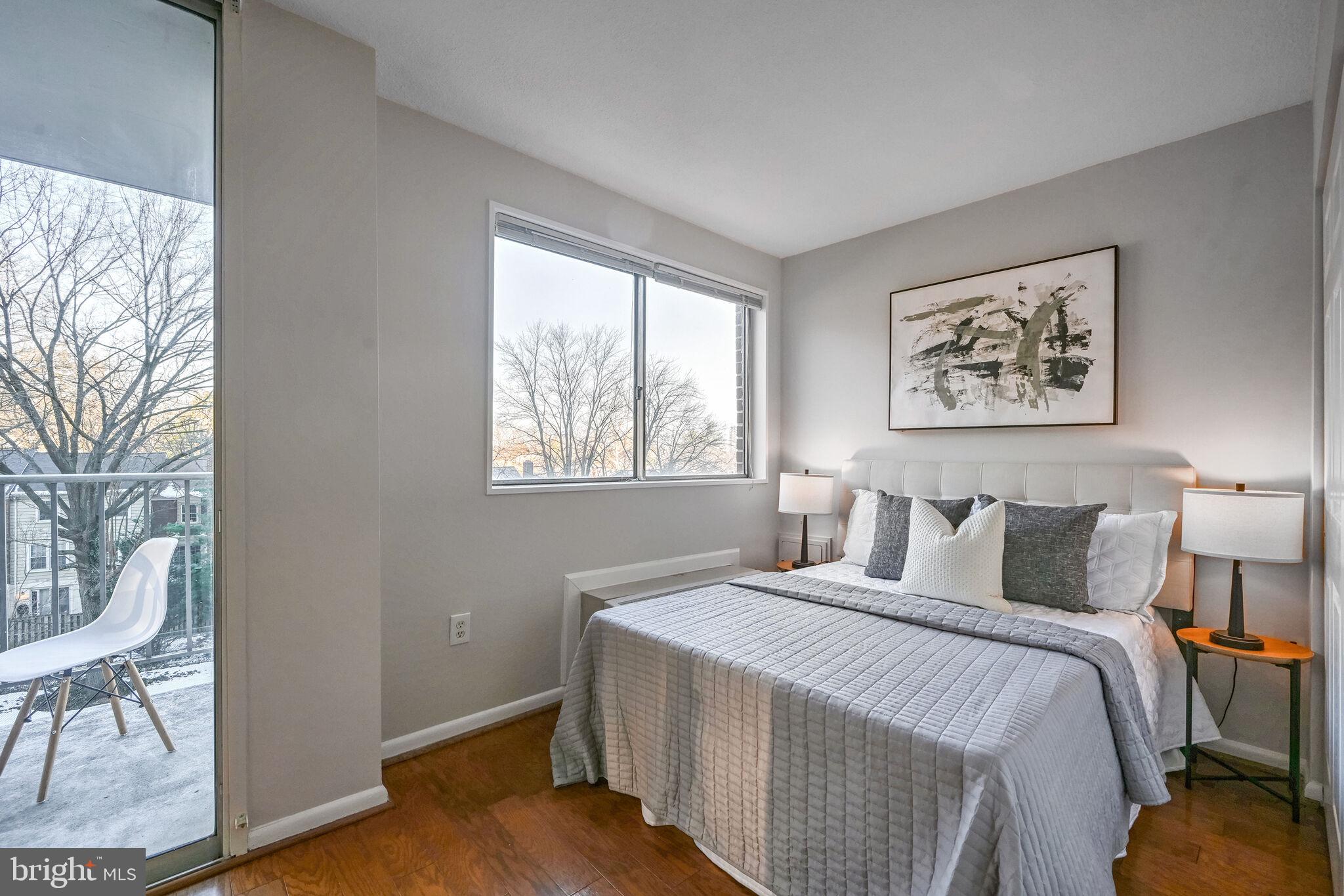 HUNTING CREEK CLUB CONDOMINIUMS - Residential