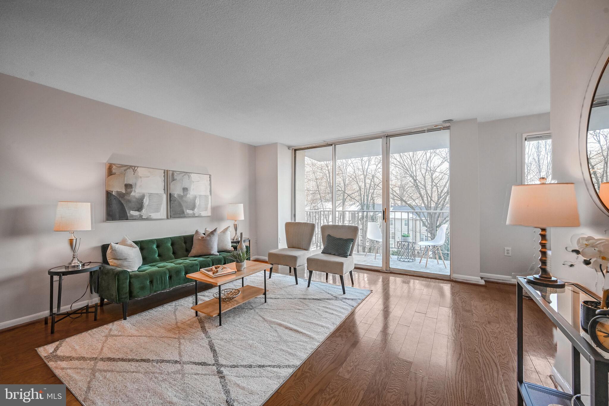 HUNTING CREEK CLUB CONDOMINIUMS - Residential