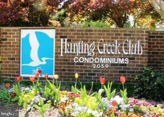 HUNTING CREEK CLUB CONDOMINIUMS - Residential
