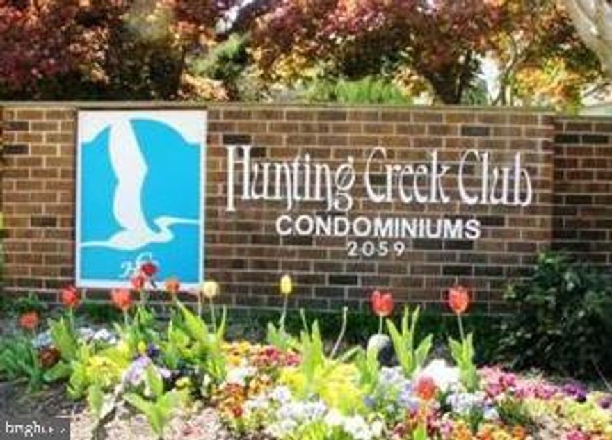 This bright and spacious 550 sq.ft. efficiency boasts hardwood floors, a large balcony with views of the pool and tennis courts.  Convector was replaced 2 yrs ago.  The updated full kitchen (2016) features under cabinet lighting and recent appliances.  There is a separate bedroom nook and built-ins.  Located just a few blocks from the Huntington Metro and Route 1, it offers convenient commuting options. The community features a 24-hour concierge desk in the lobby and is a secure, gated community. It's a short distance to Old Town, with Planet Fitness next door, and offers easy access to the pedestrian path across the Wilson Bridge to National Harbor, Belle Haven Country Club, and the GW Parkway bike trail. Nearby amenities include shopping, a library, post office, banks, and the Mount Vernon Recreation Center, which is set to reopen in early 2025 after a $74 million renovation. The community includes a large heated pool, updated tennis courts, and plenty of unassigned parking. Each floor has a secure laundry room. It's just a short distance to the Huntington Metro, a 5-minute drive from National Landing/Amazon HQ2, Virginia Tech Graduate Campus, and only five metro stops from Crystal City (National Landing) and Reagan National Airport. Enjoy a quick bike ride to the Potomac River waterfront and the GW Parkway bike trail.