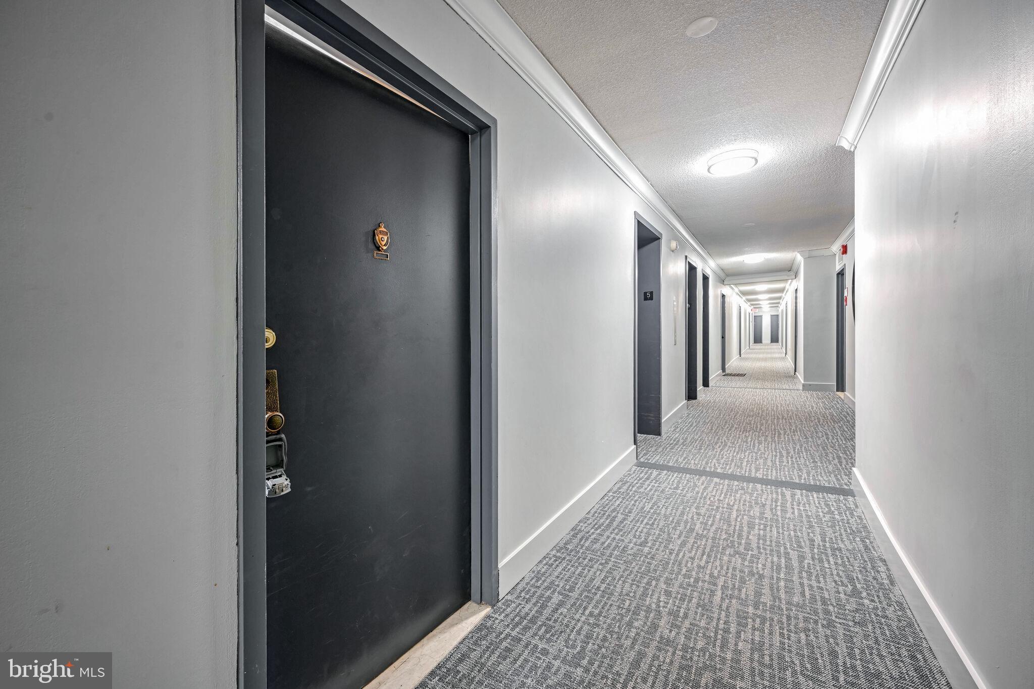 HUNTING CREEK CLUB CONDOMINIUMS - Residential