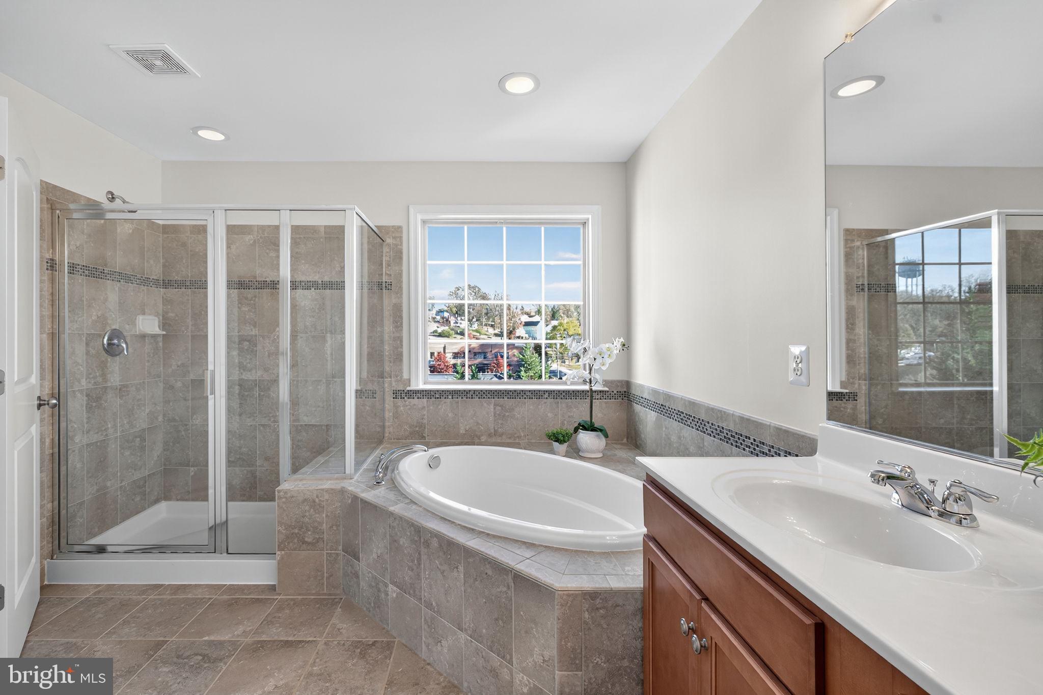 KINGS GATE SUBD - Residential