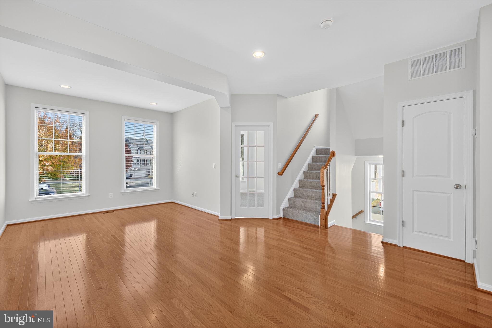 KINGS GATE SUBD - Residential