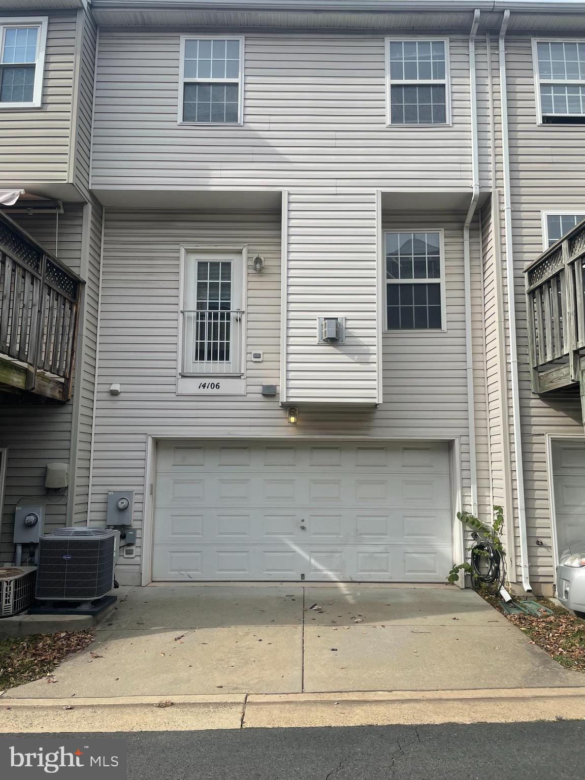 CENTREVILLE - Residential Lease