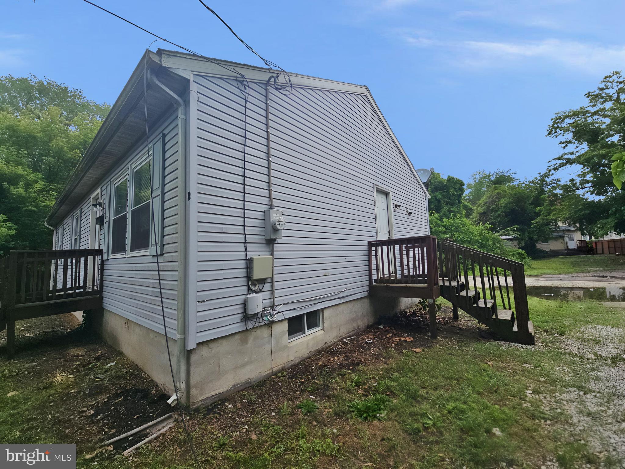 239 GROVE STREET