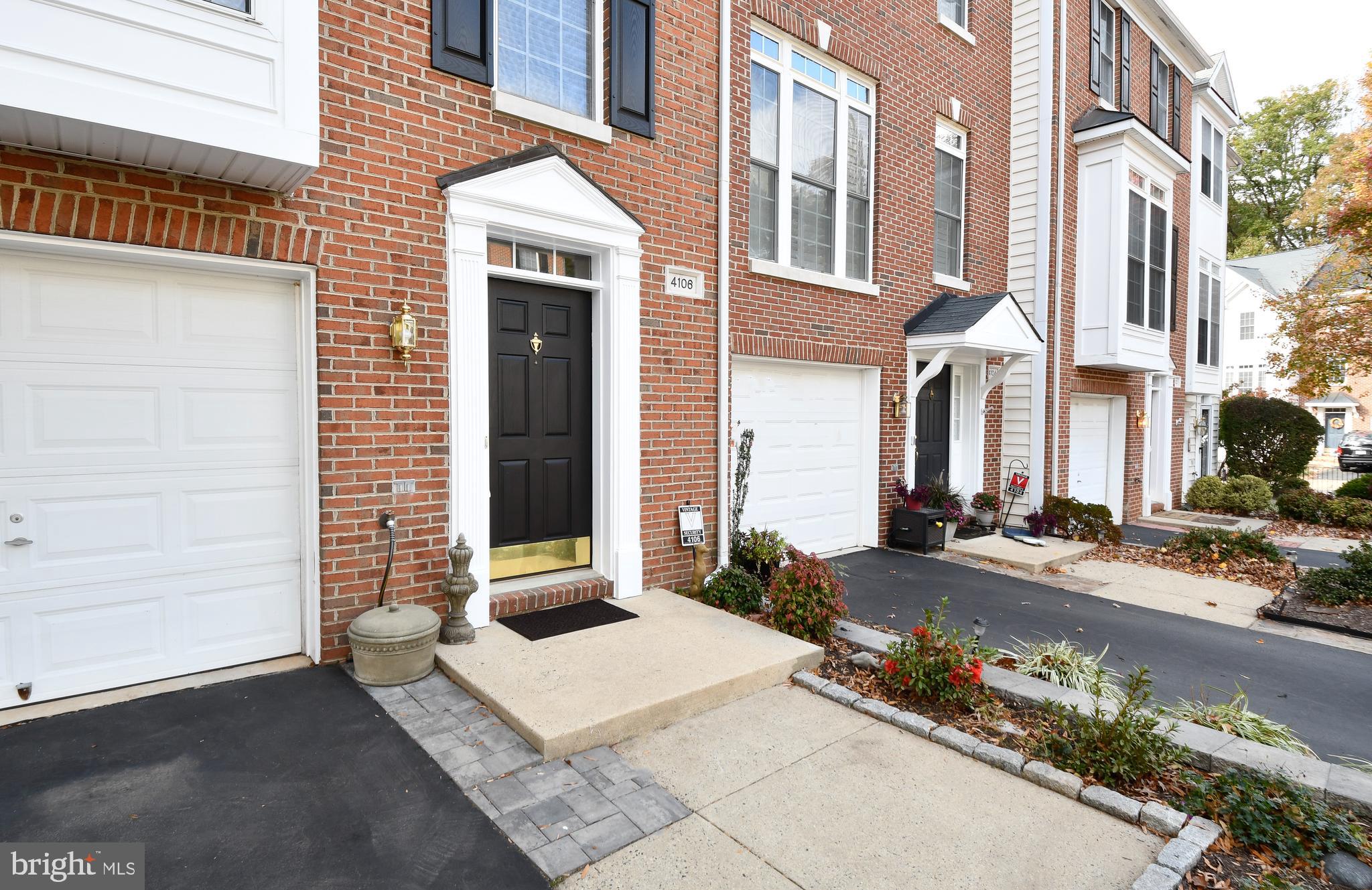 PARKSIDE AT FAIRFAX - Residential