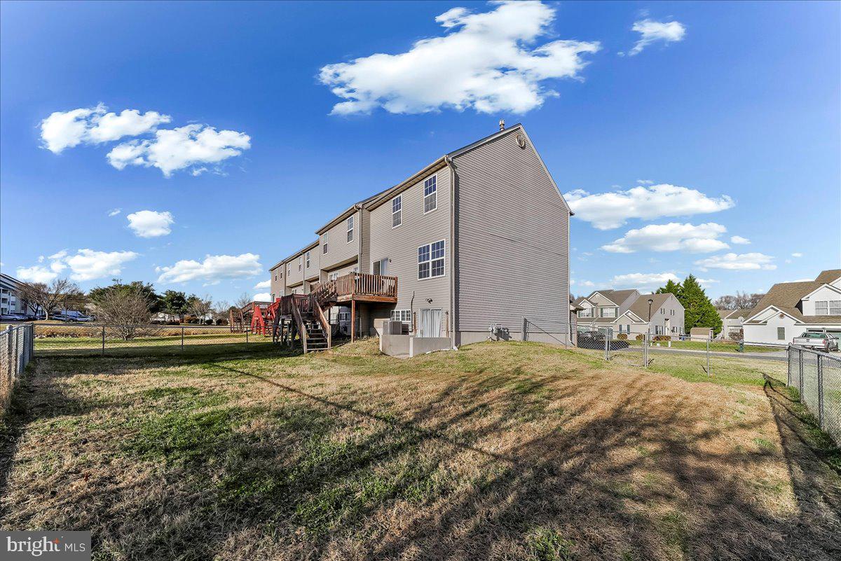 212 CHARRING CROSS DRIVE