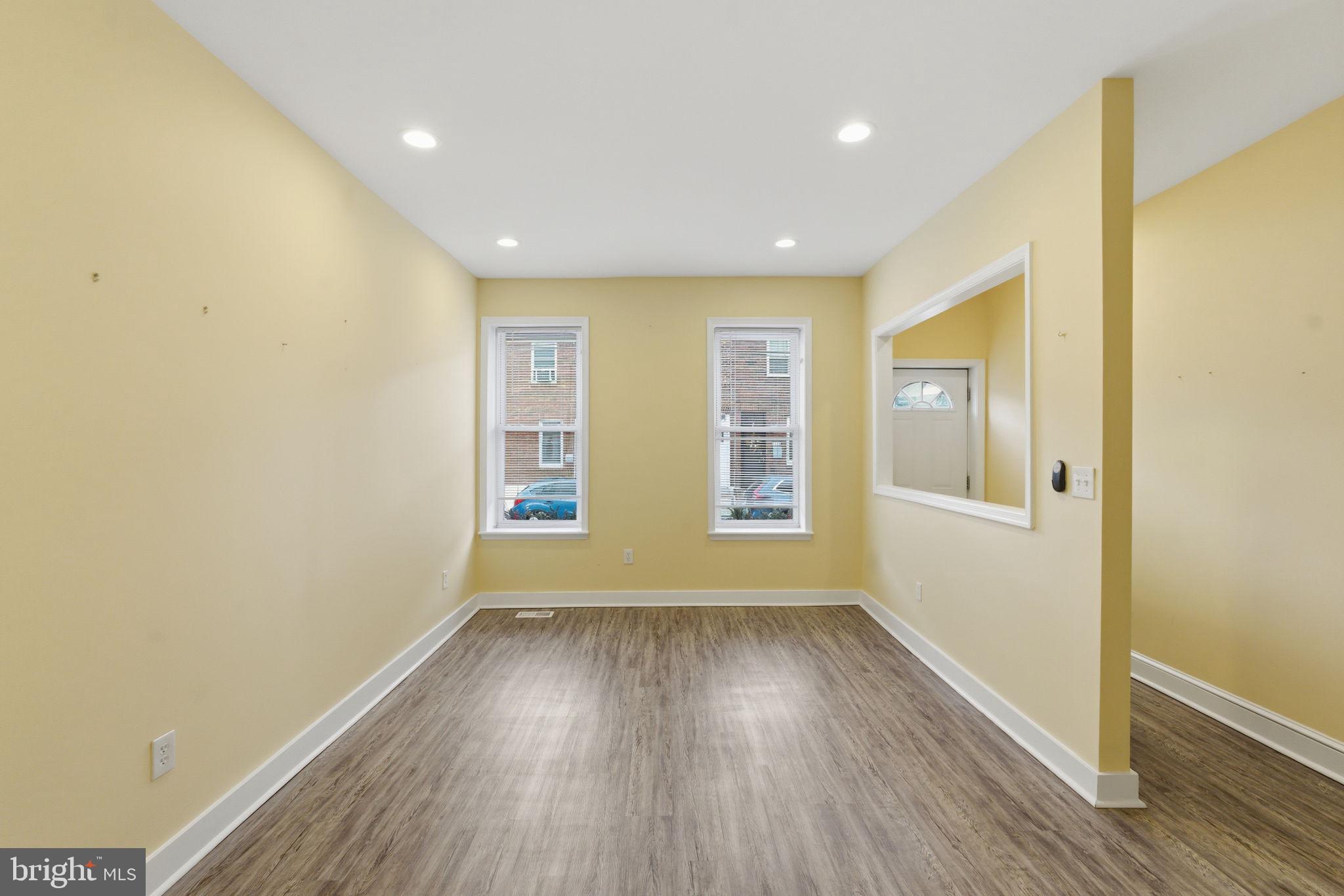 POINT BREEZE - Residential