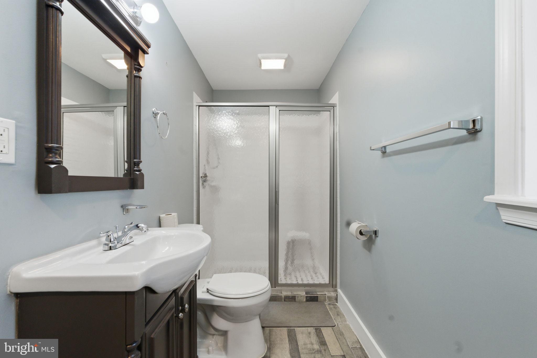 POINT BREEZE - Residential