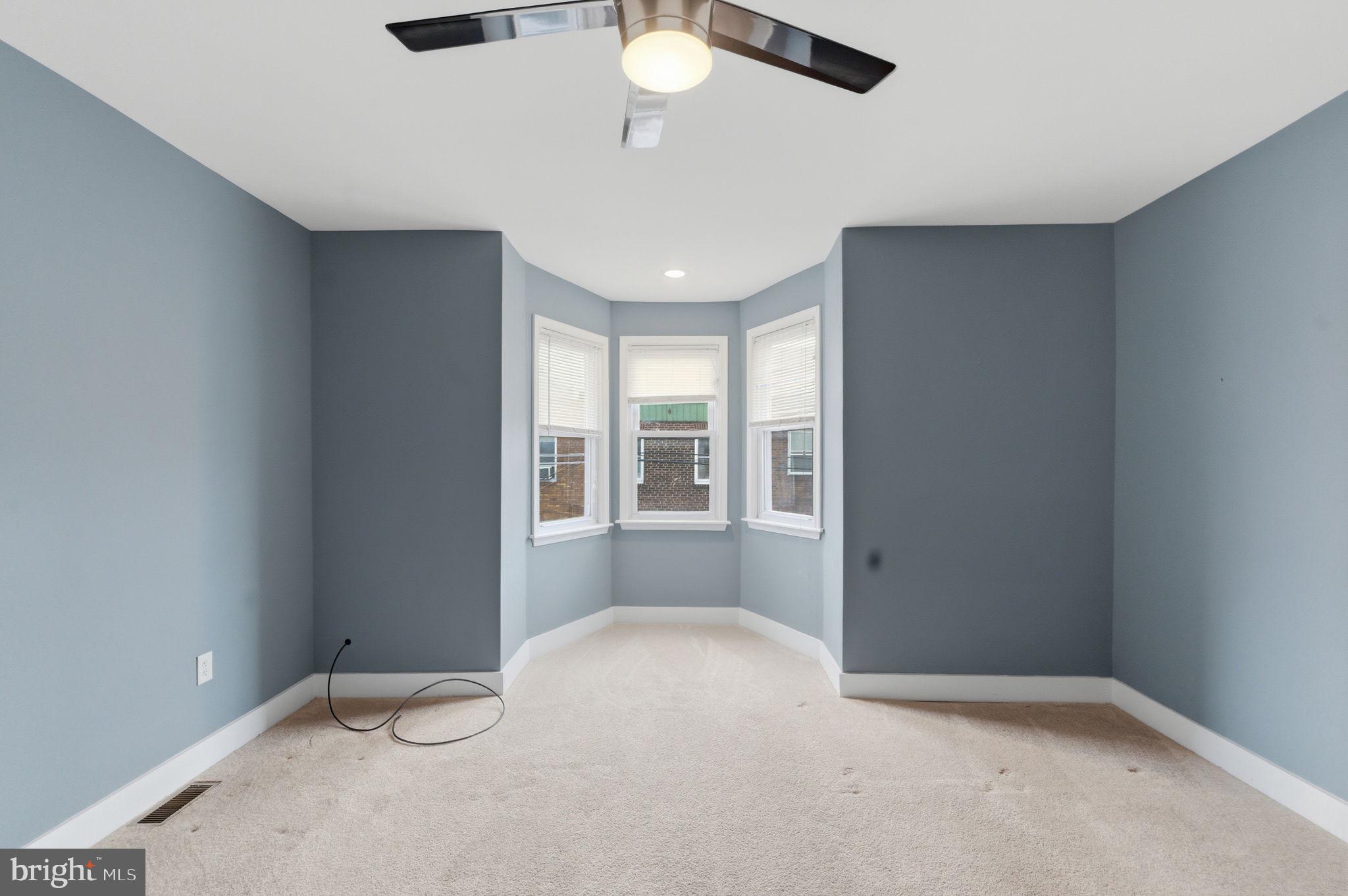 POINT BREEZE - Residential