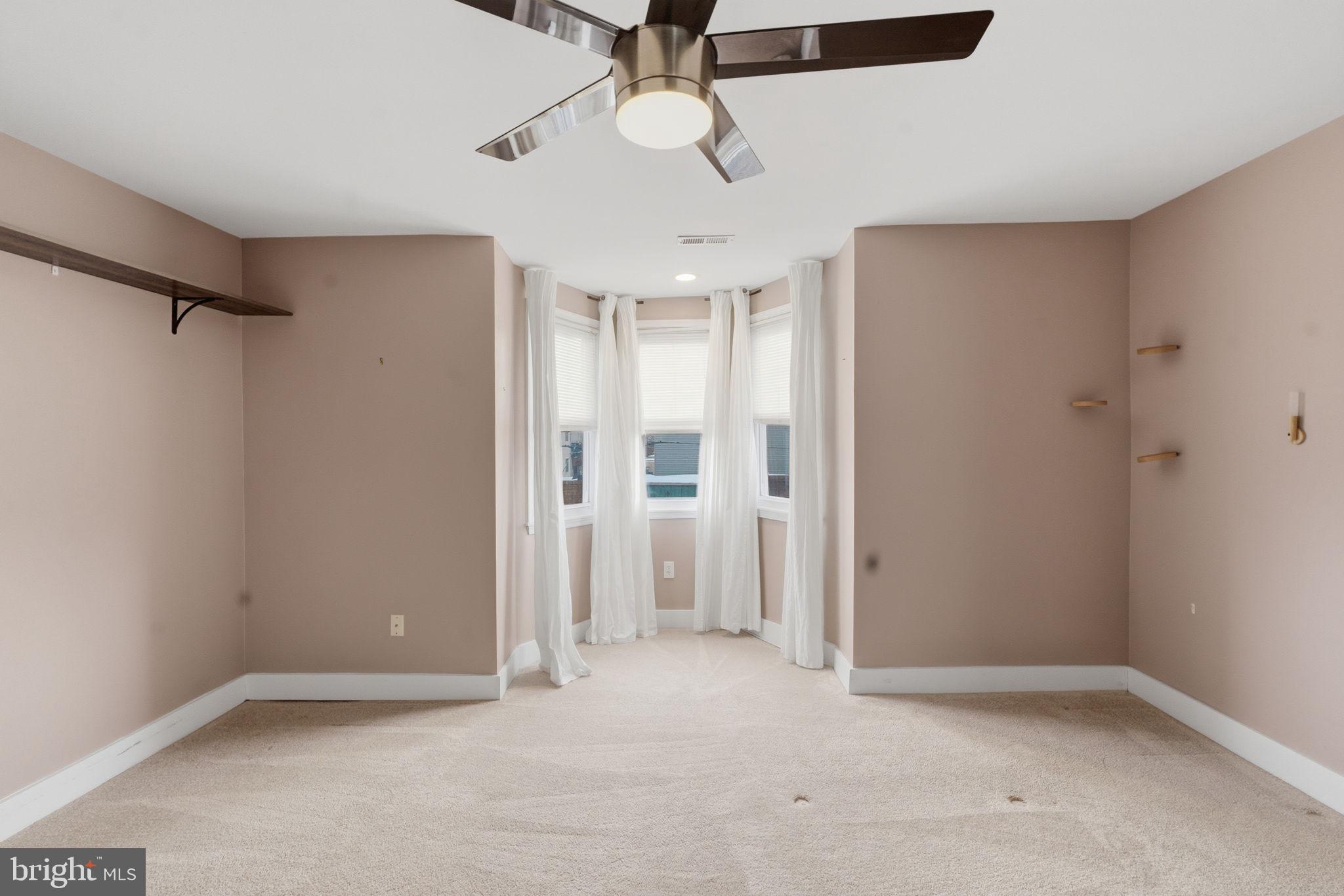 POINT BREEZE - Residential