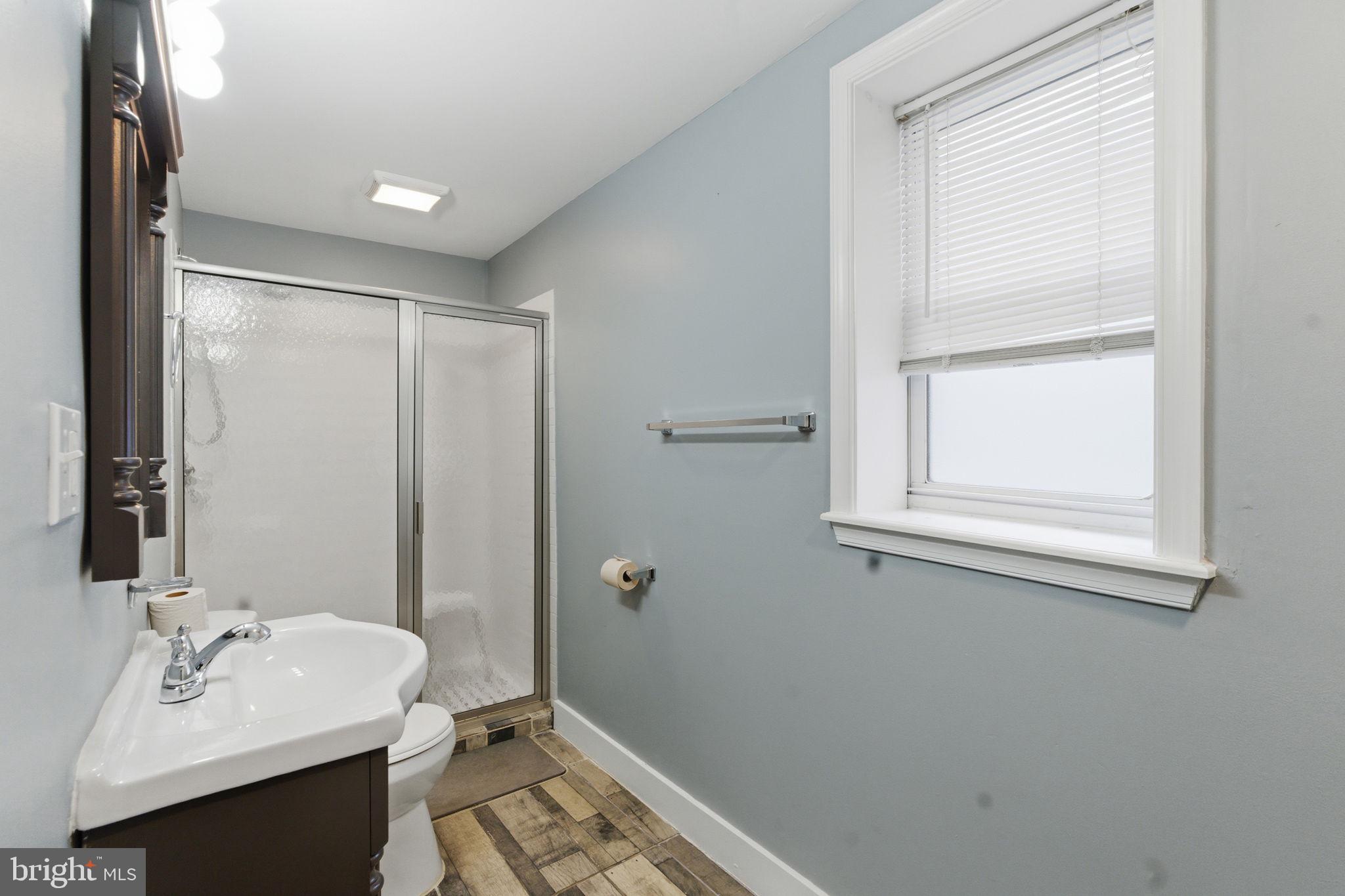 POINT BREEZE - Residential