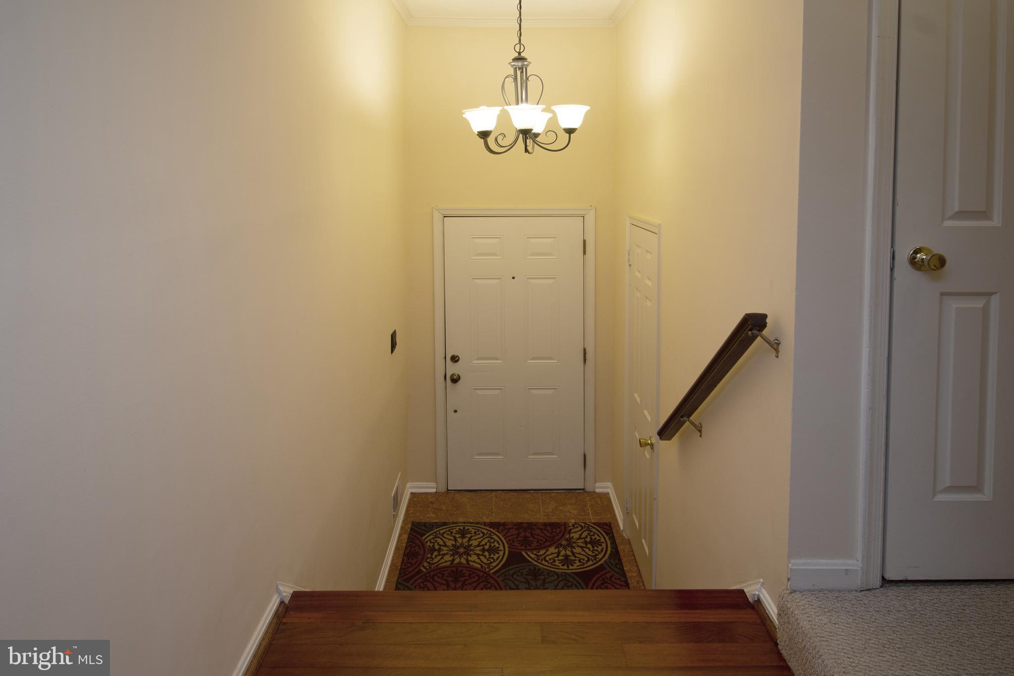 OAKTON VILLAGE - Residential Lease