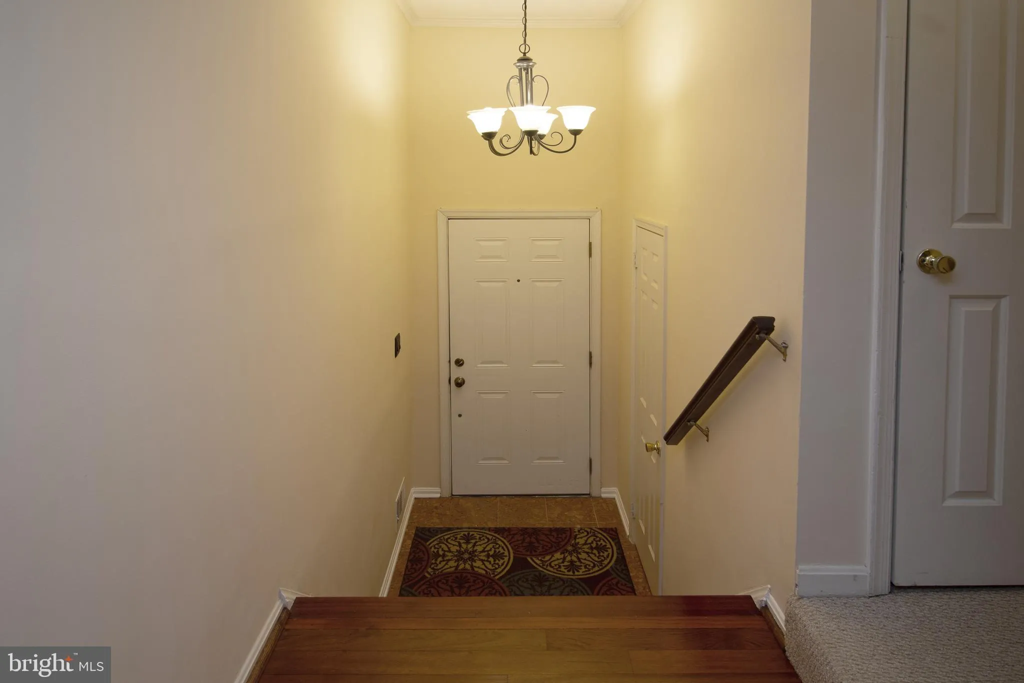 Oakton, Virginia 22124, United States, 4 Bedrooms Bedrooms, ,4 BathroomsBathrooms,Residential,Active,9043