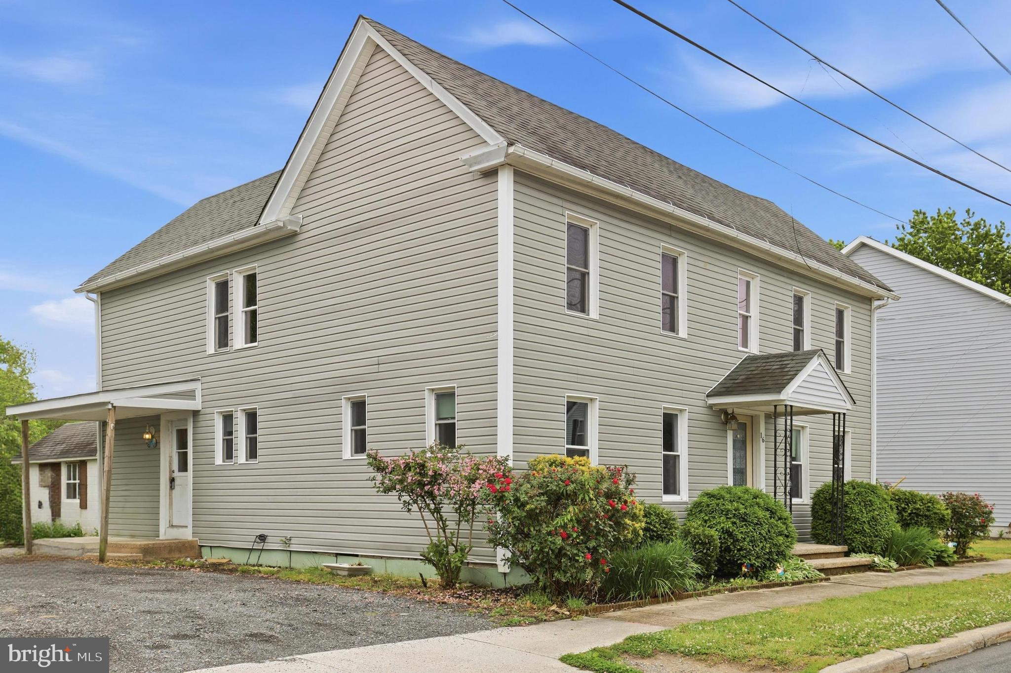 16 W DAVID STREET