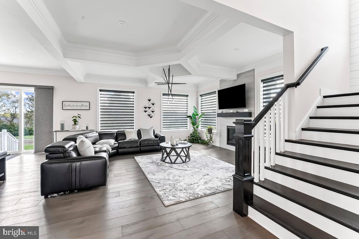 HAYDN MANOR - Residential