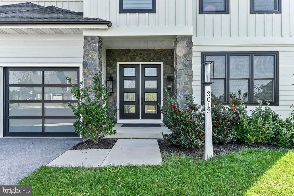 Photo of 3013 Morning Thistle Court, EAST PETERSBURG, PA 17520 (MLS # PALA2077770)