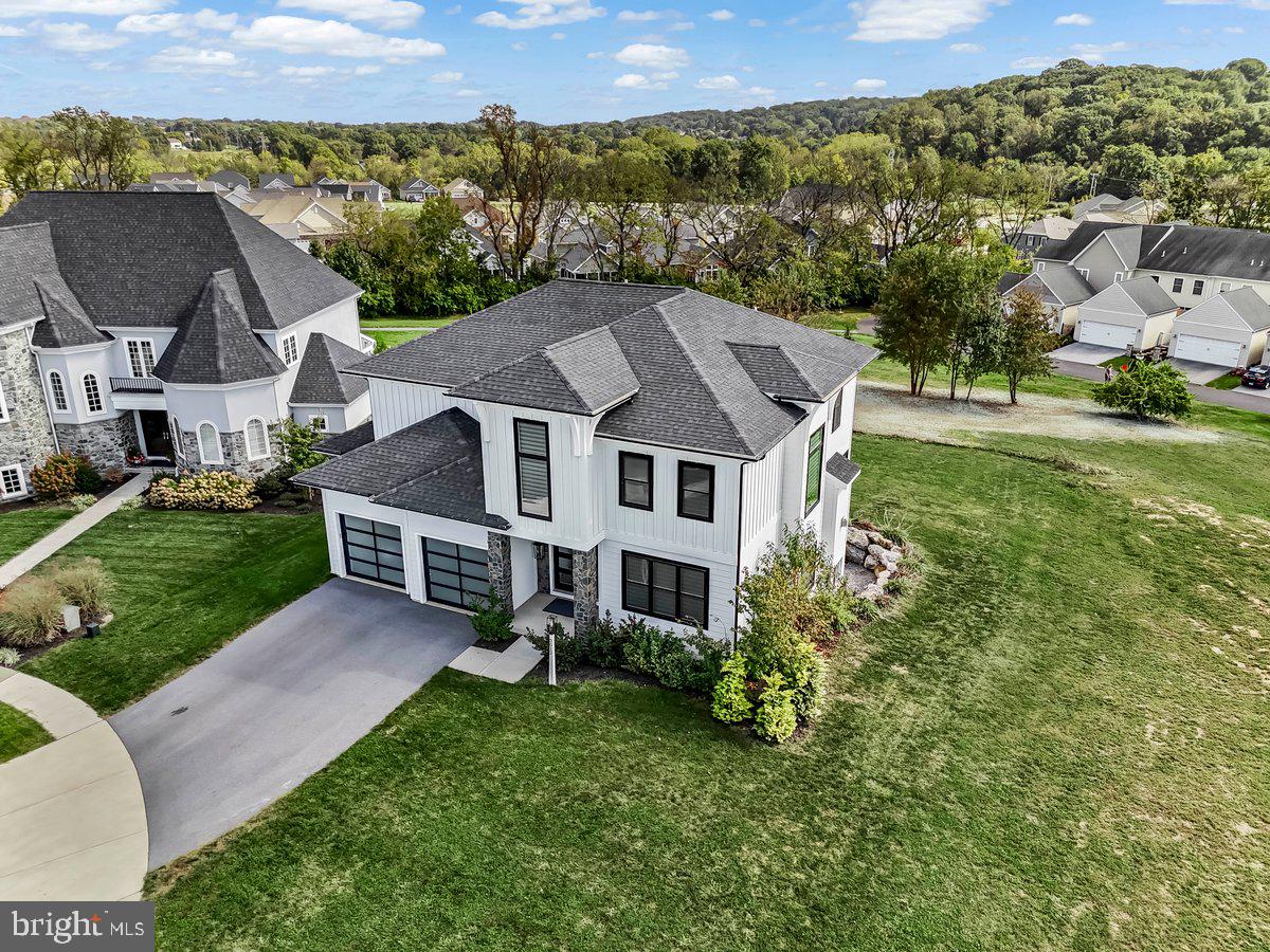 HAYDN MANOR - Residential