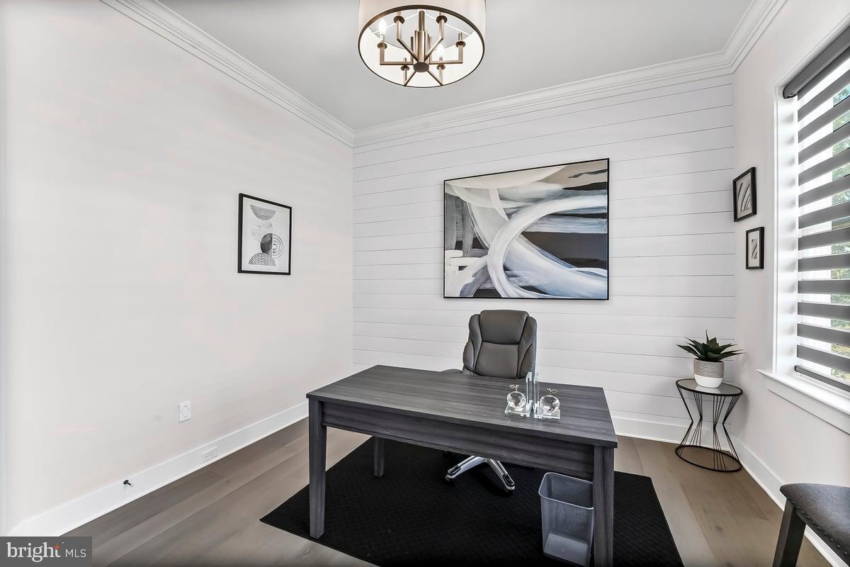 HAYDN MANOR - Residential