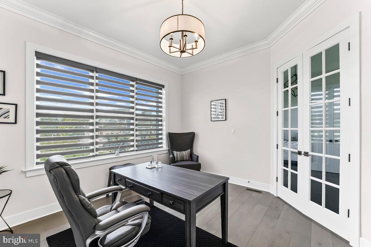 HAYDN MANOR - Residential