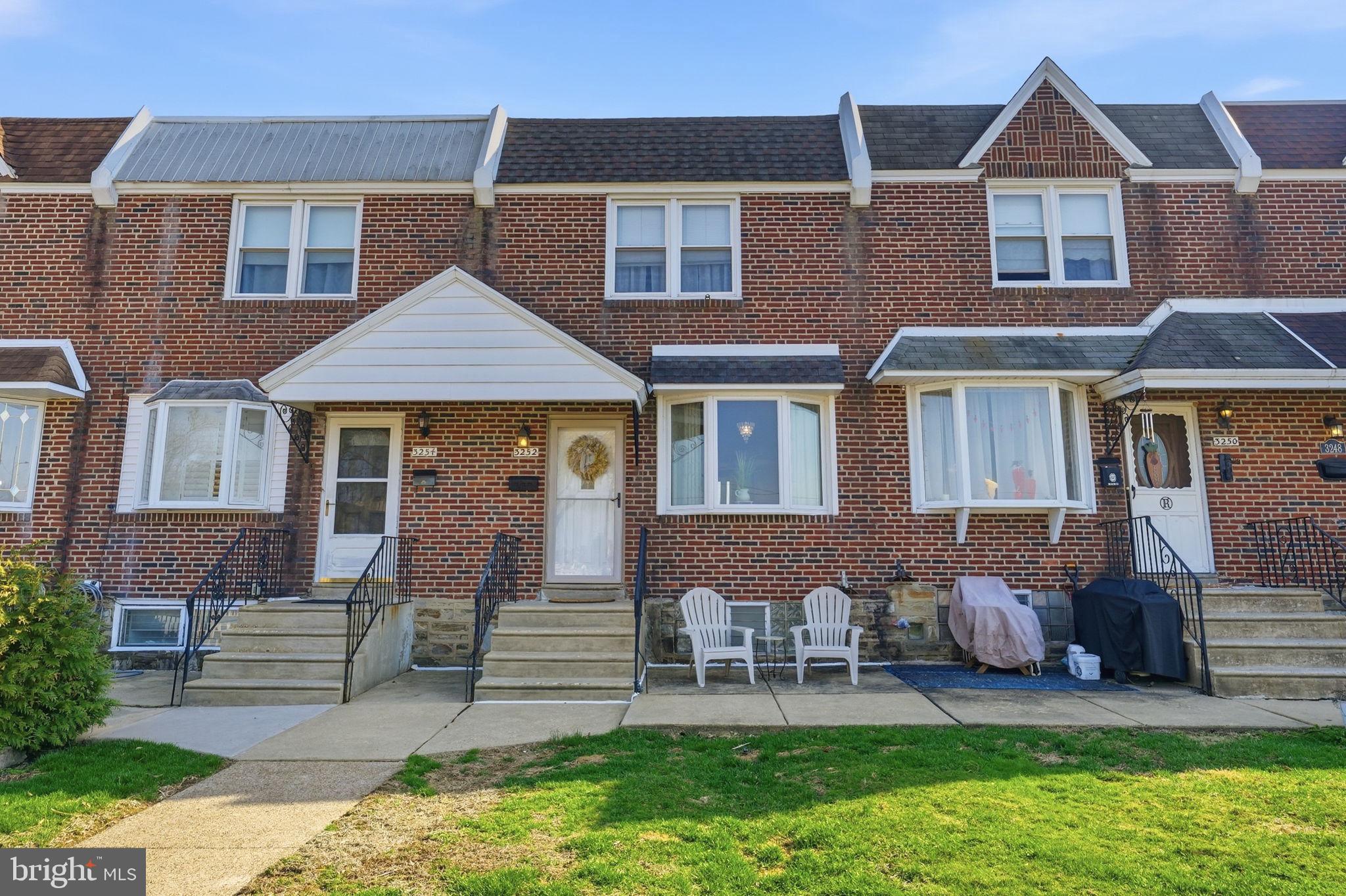 ACADEMY GARDENS - Residential