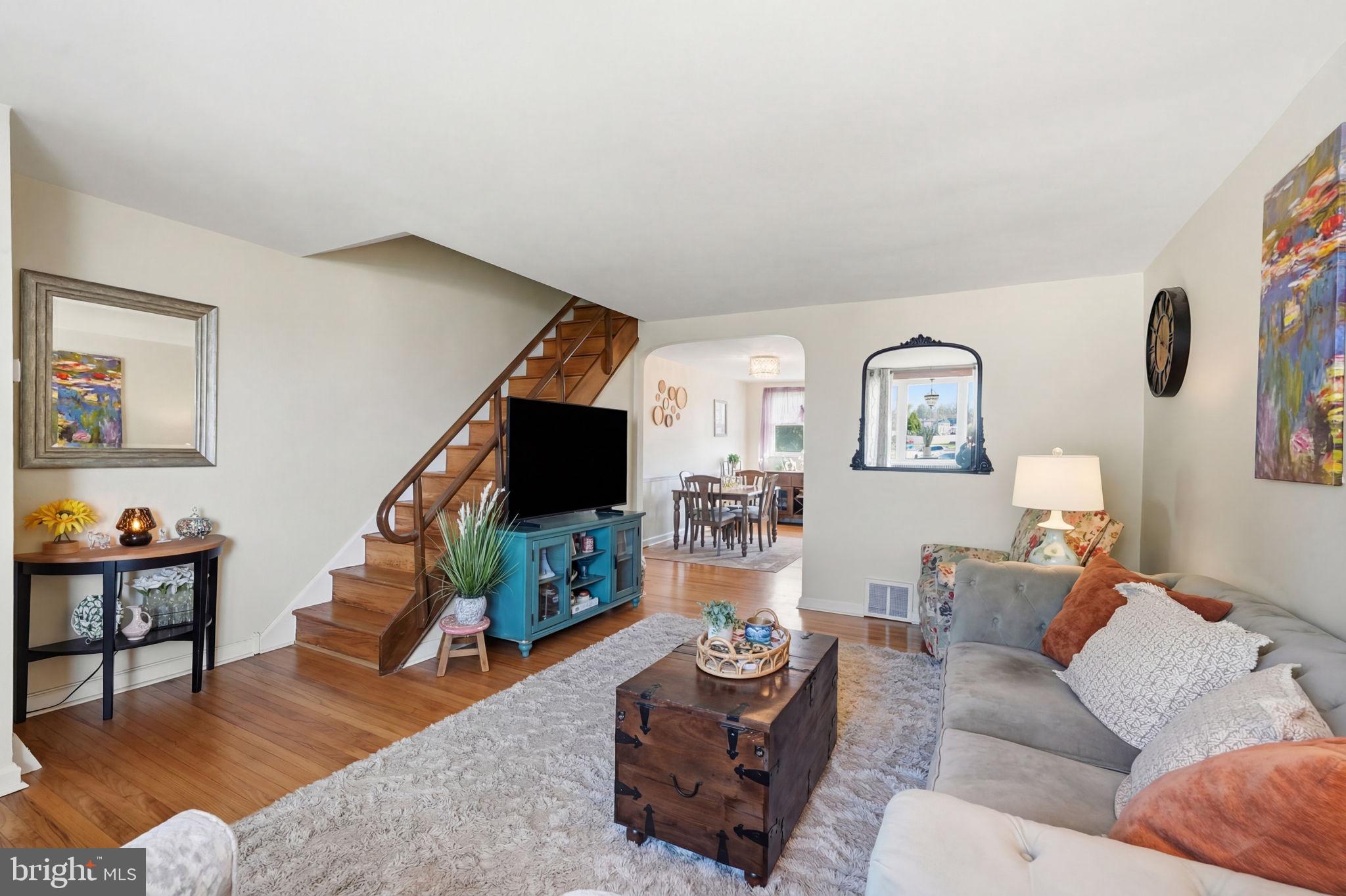 ACADEMY GARDENS - Residential