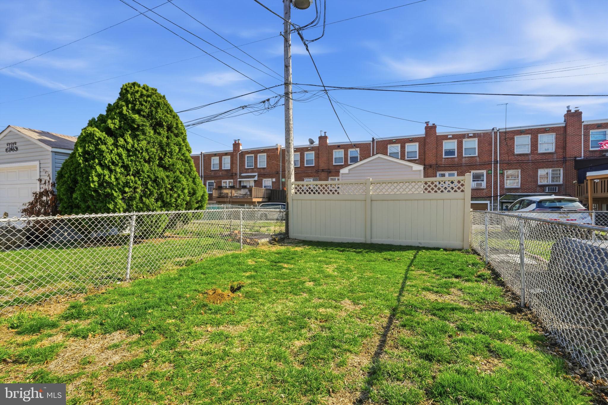 ACADEMY GARDENS - Residential