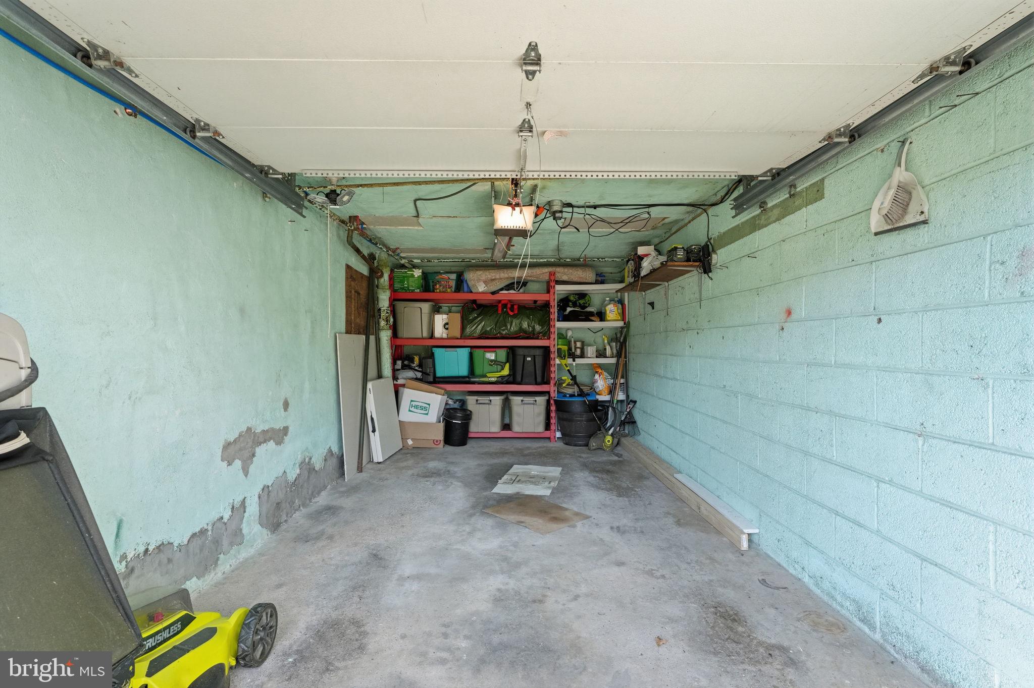 ACADEMY GARDENS - Residential