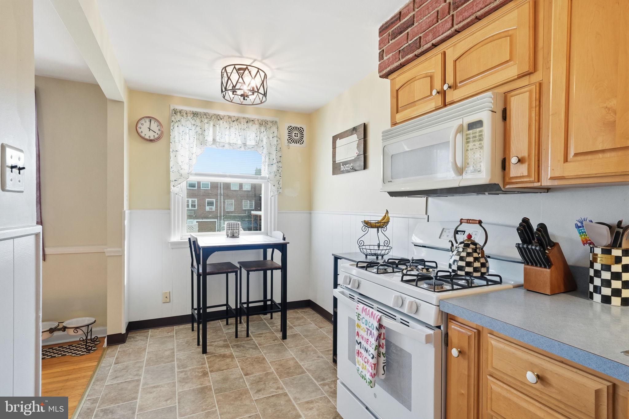 ACADEMY GARDENS - Residential