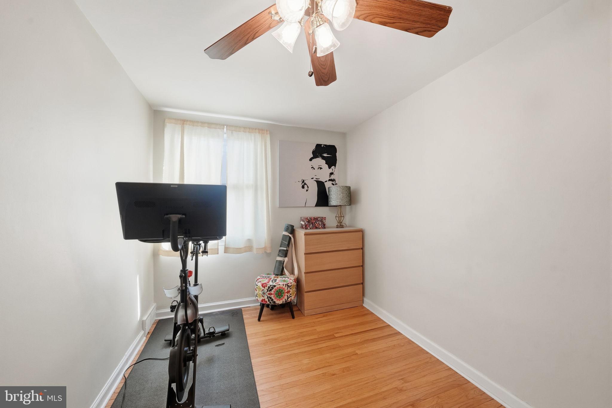 ACADEMY GARDENS - Residential