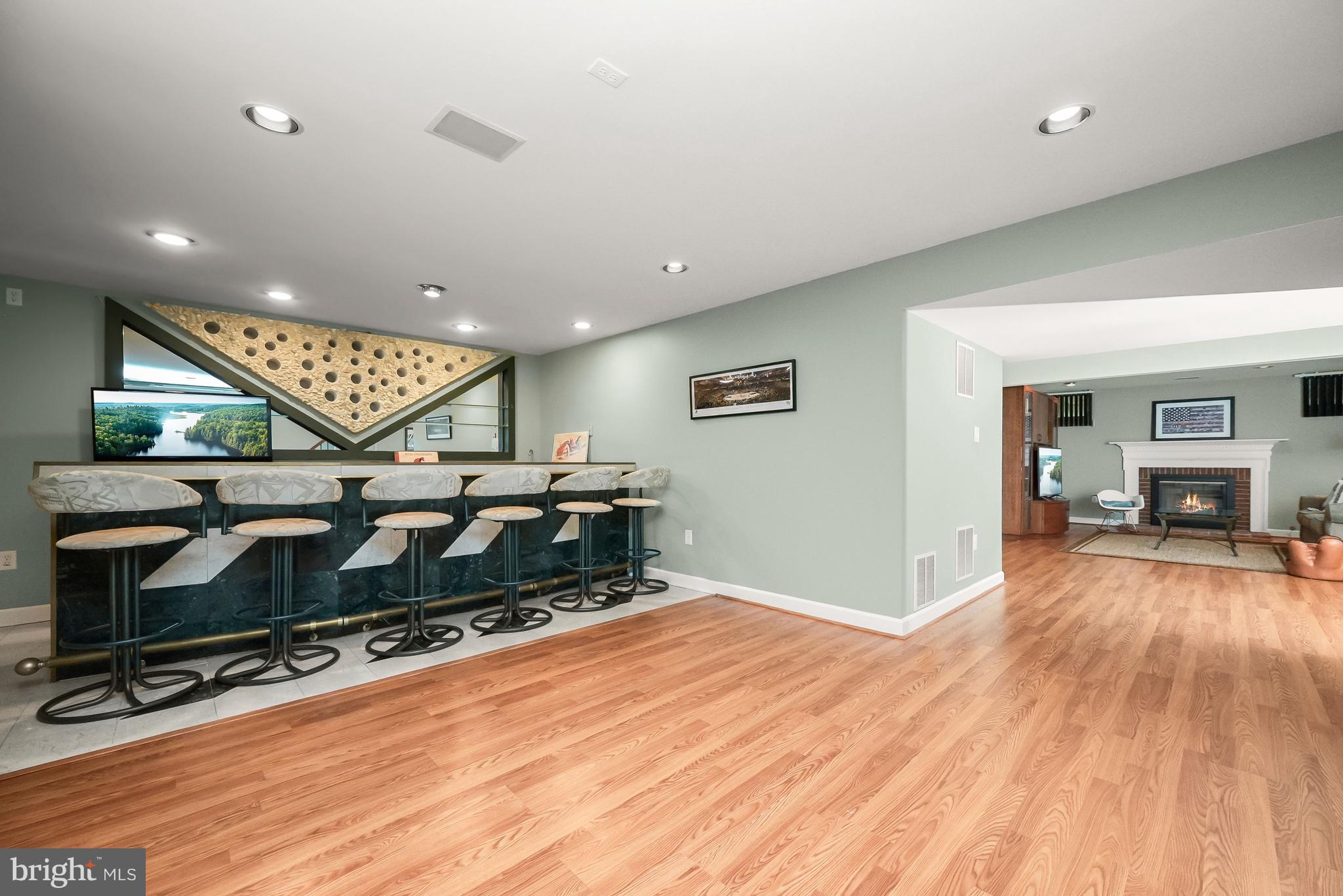 ASHTON MEADOWS - Residential