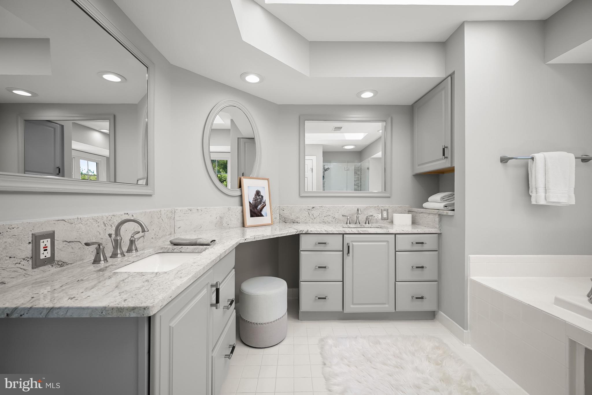 ASHTON MEADOWS - Residential