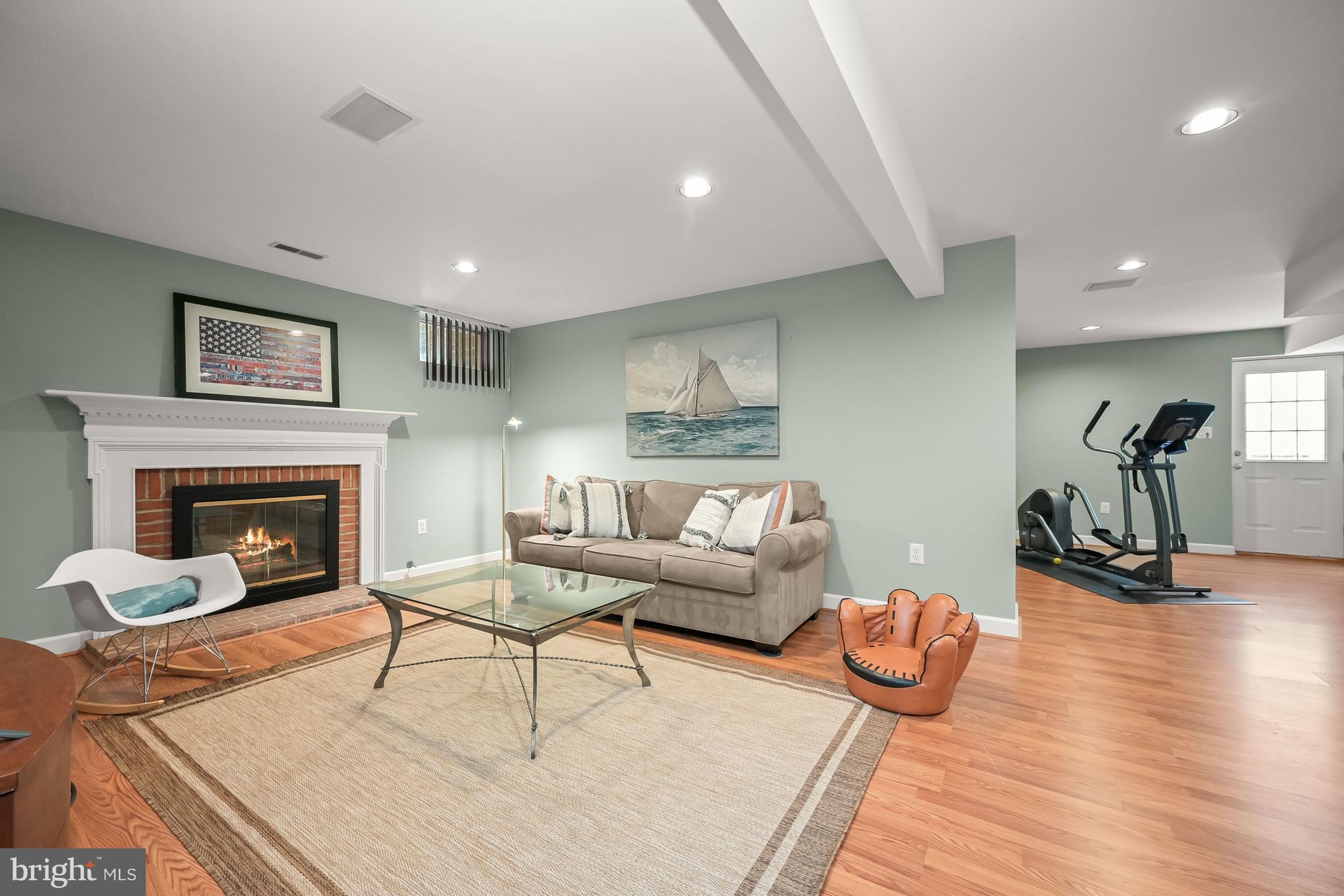 ASHTON MEADOWS - Residential