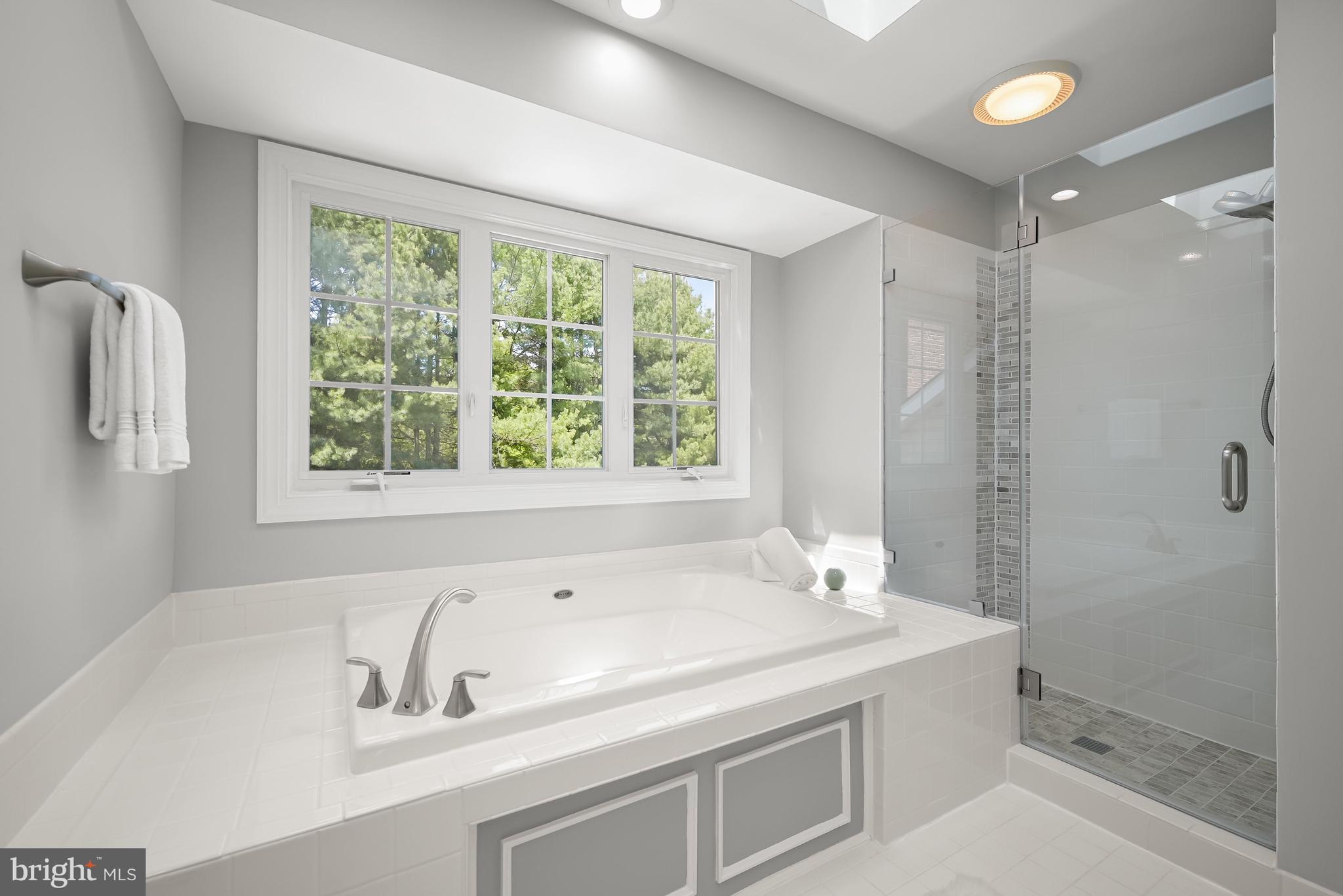 ASHTON MEADOWS - Residential