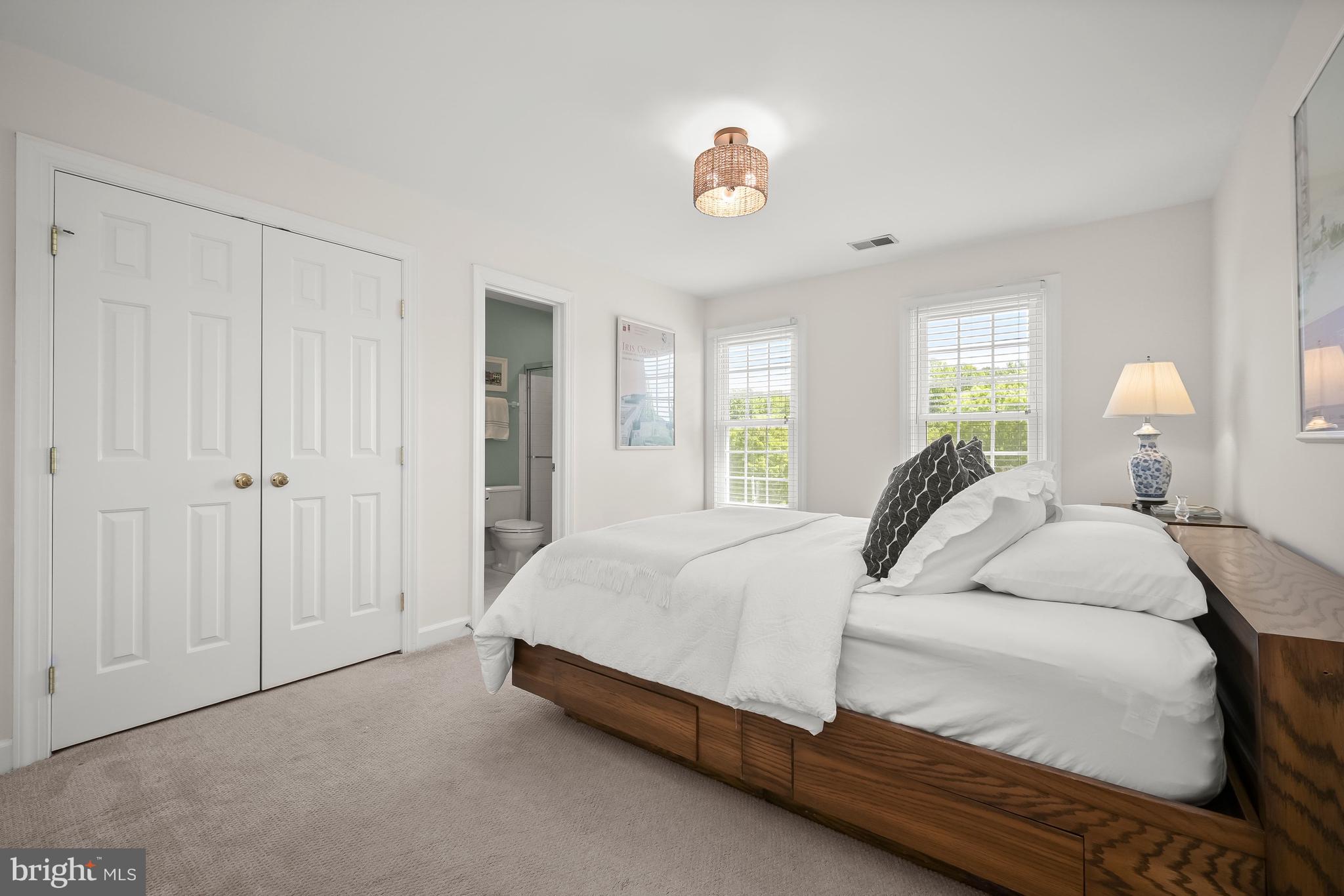 ASHTON MEADOWS - Residential