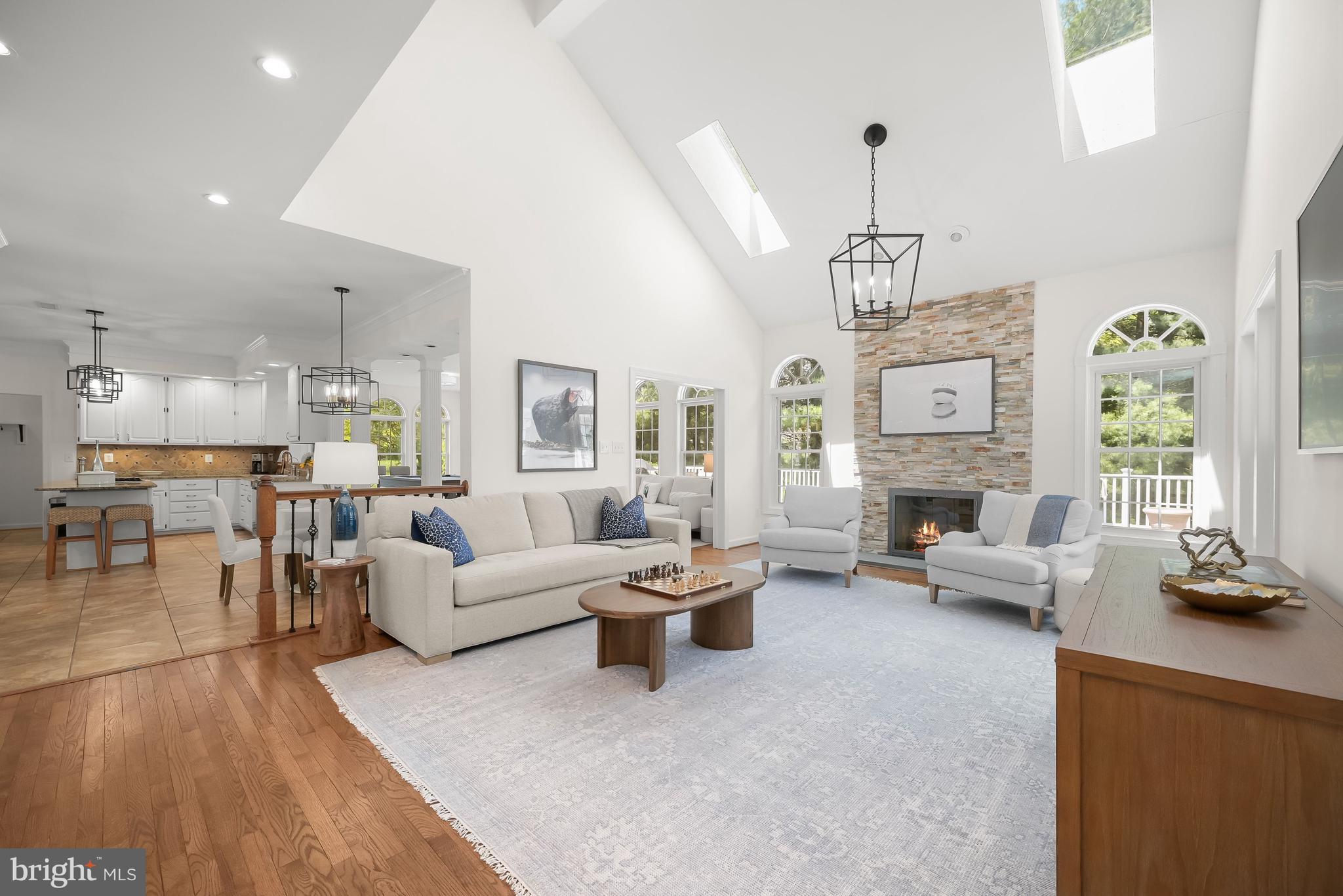 ASHTON MEADOWS - Residential