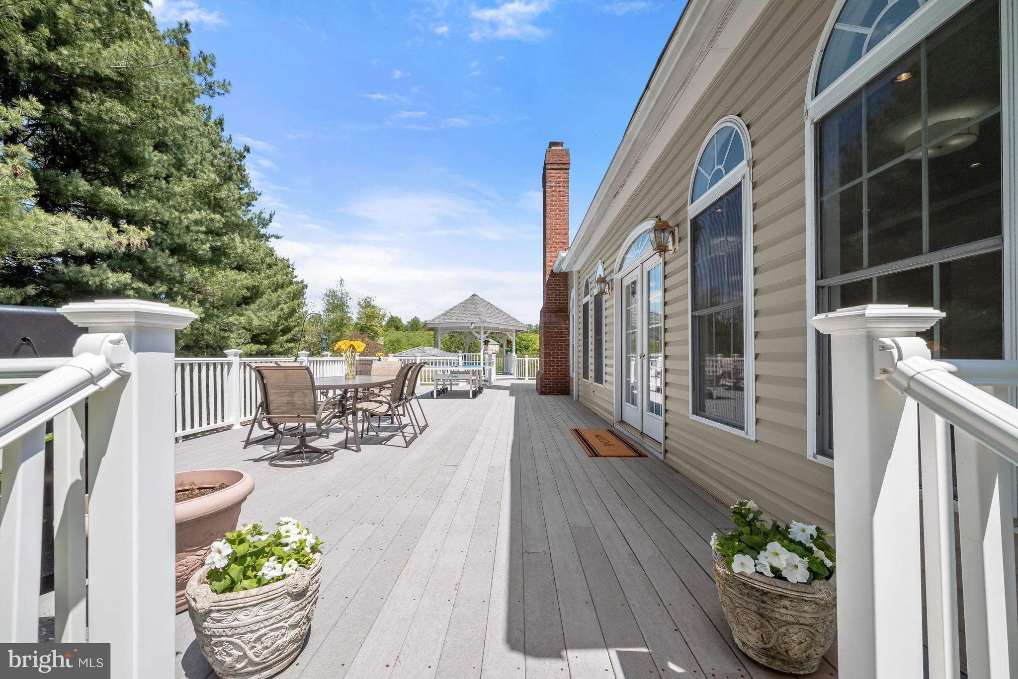 ASHTON MEADOWS - Residential