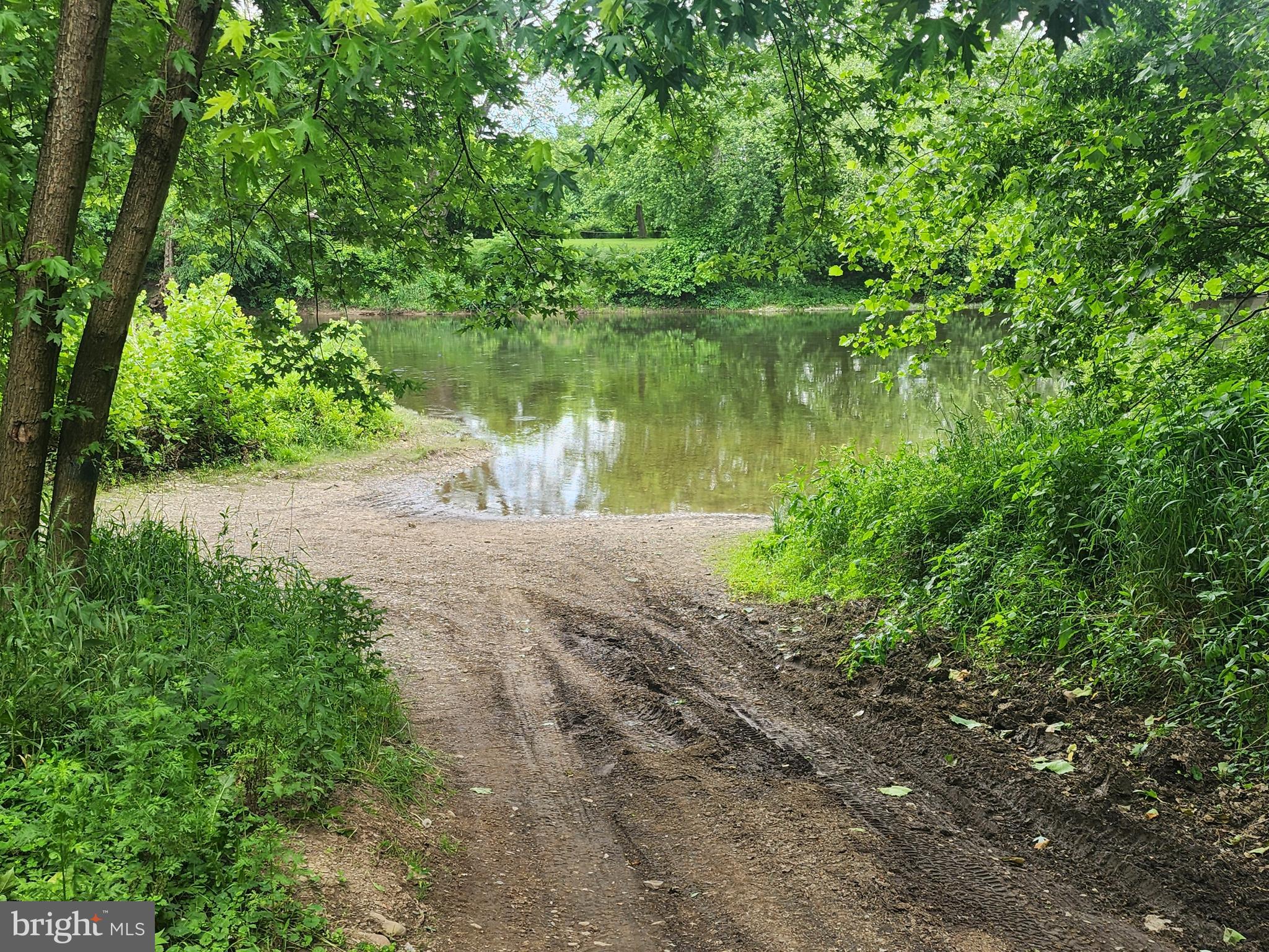 NONE AVAILABLE - Land