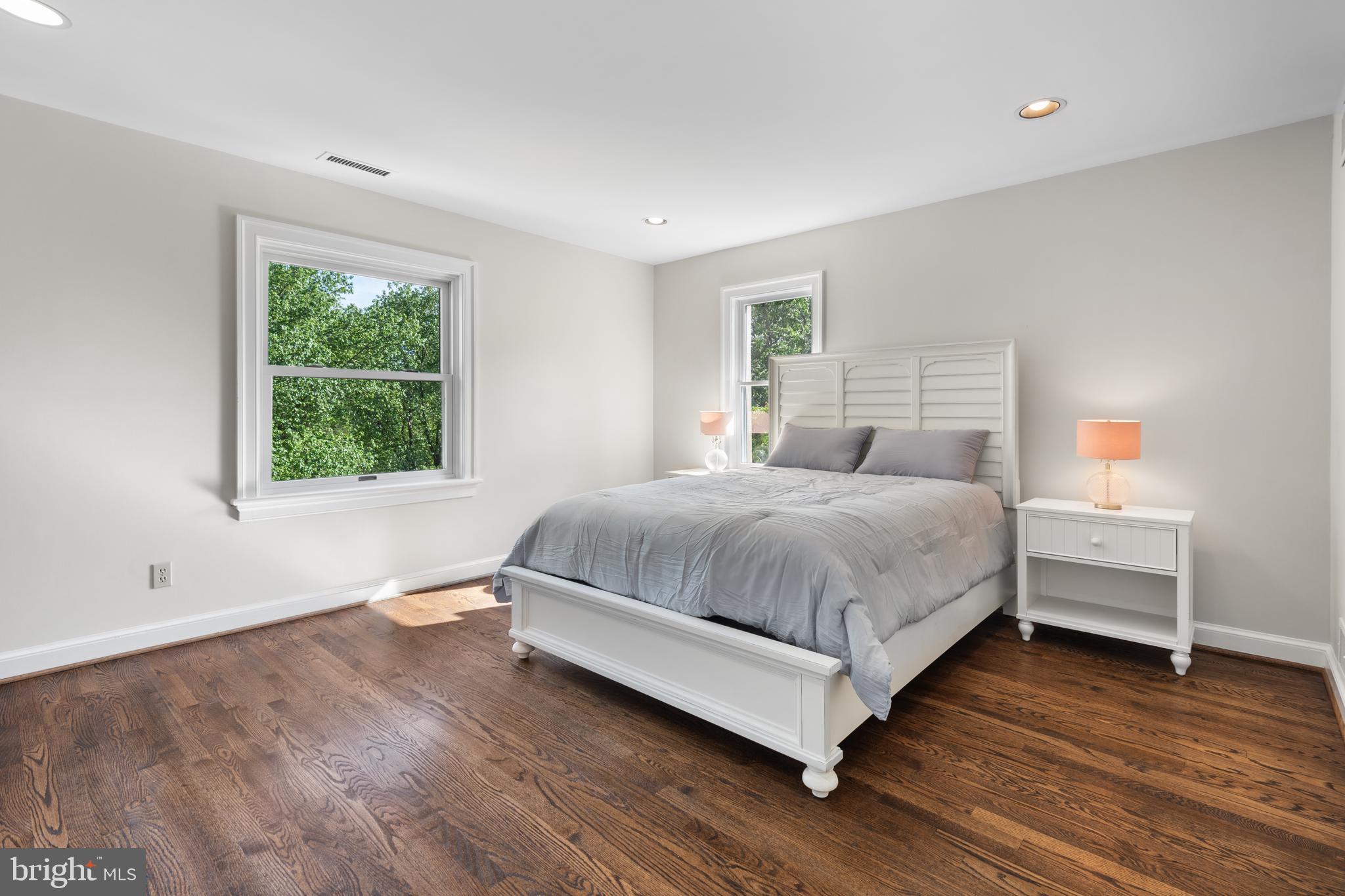 FARMINGTON - Residential