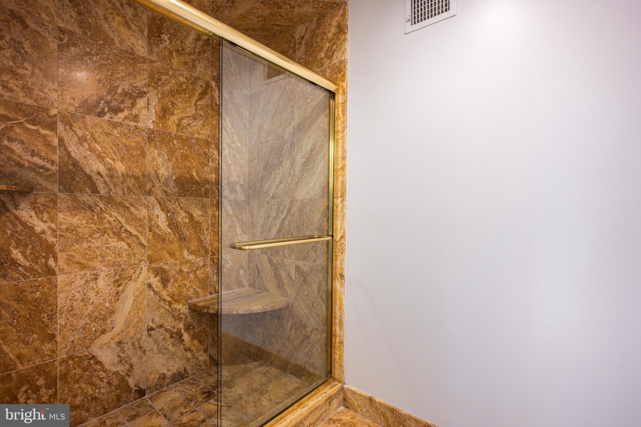 FARMINGTON - Residential