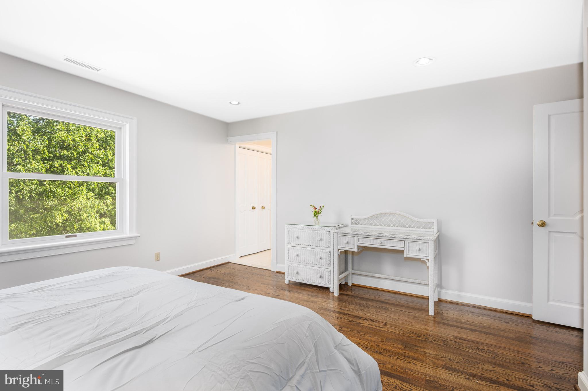 FARMINGTON - Residential