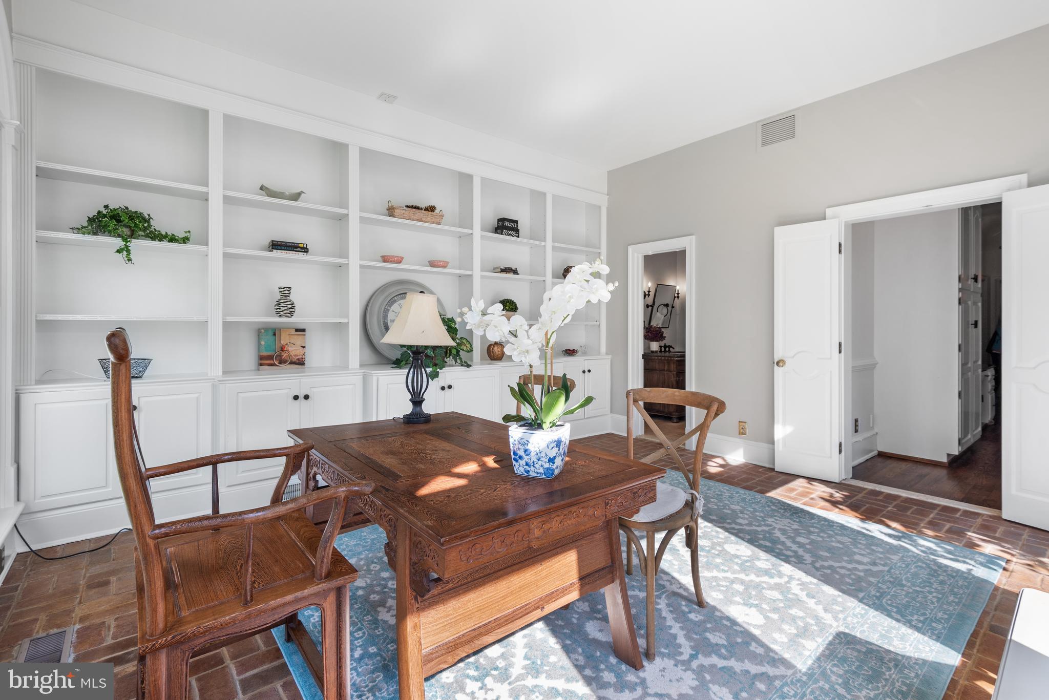 FARMINGTON - Residential